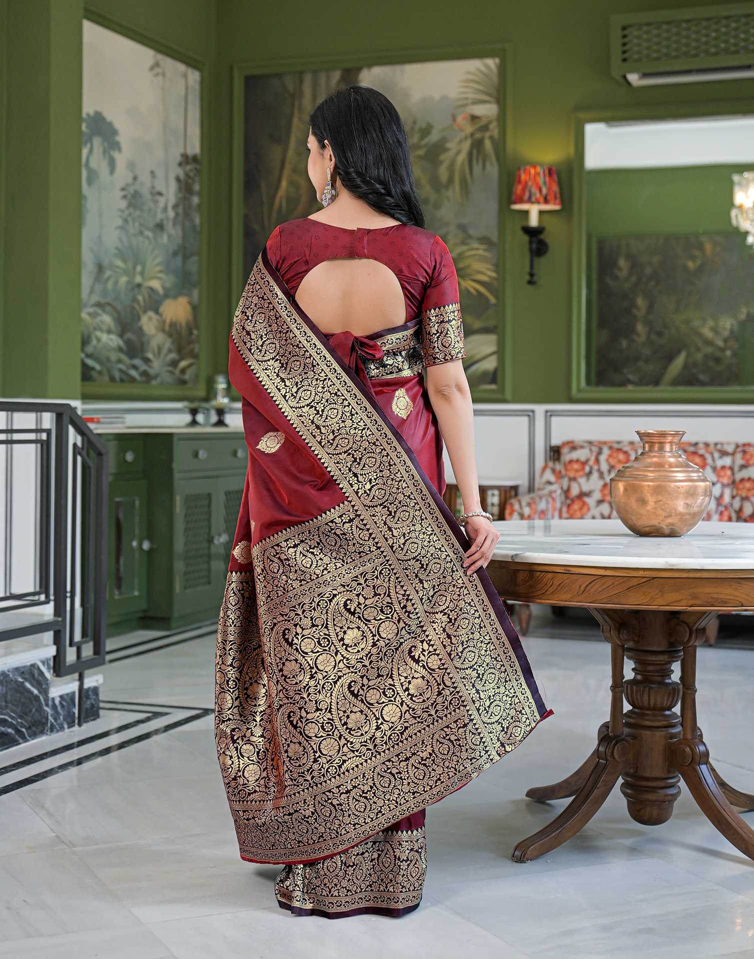 Maroon Silk Woven Banarasi Saree - Image 7