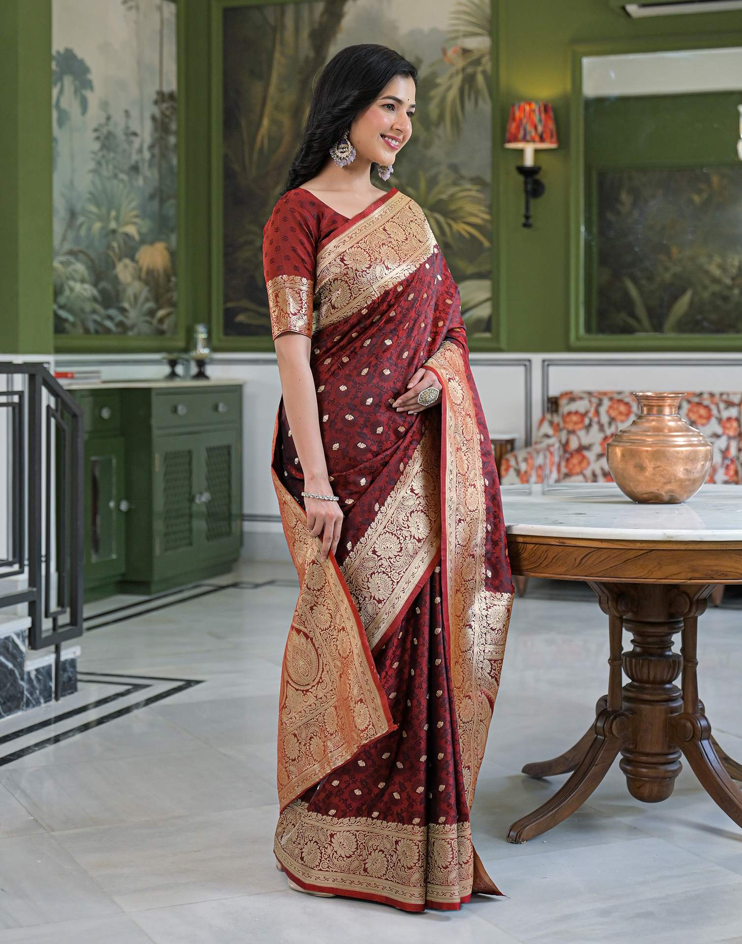Maroon Silk Woven Banarasi Saree - Image 6