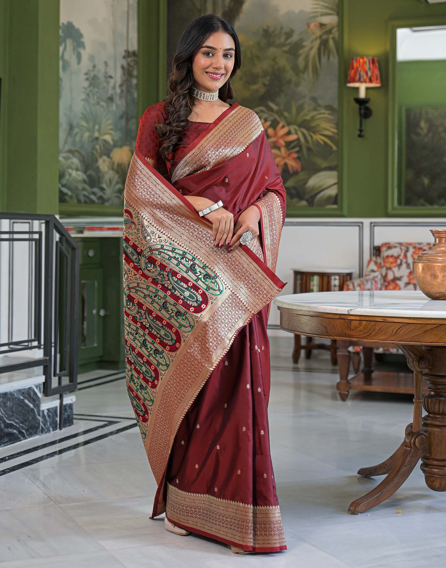 Maroon Silk Woven Banarasi Saree - Image 5