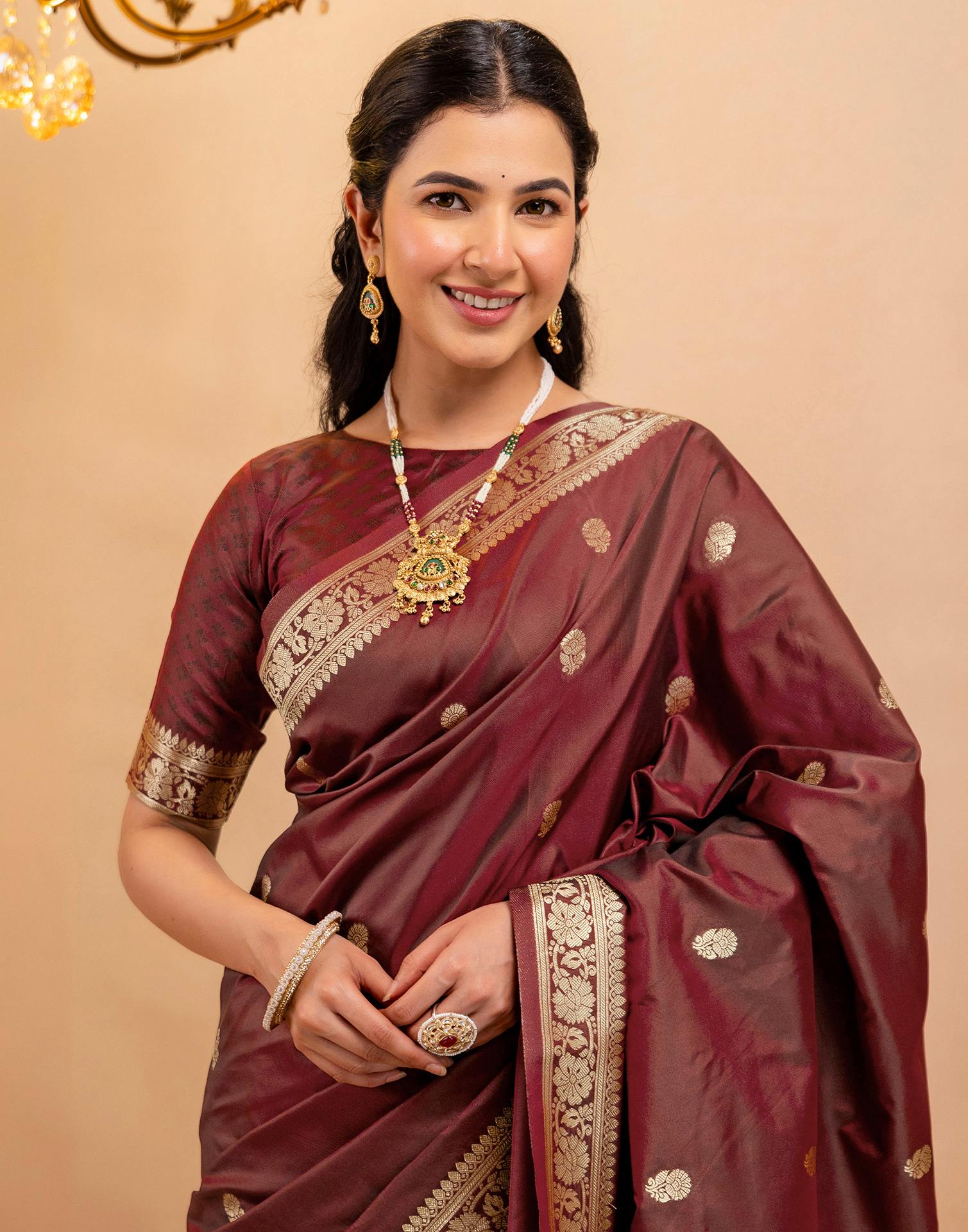 Maroon Silk Woven Banarasi Saree - Image 9
