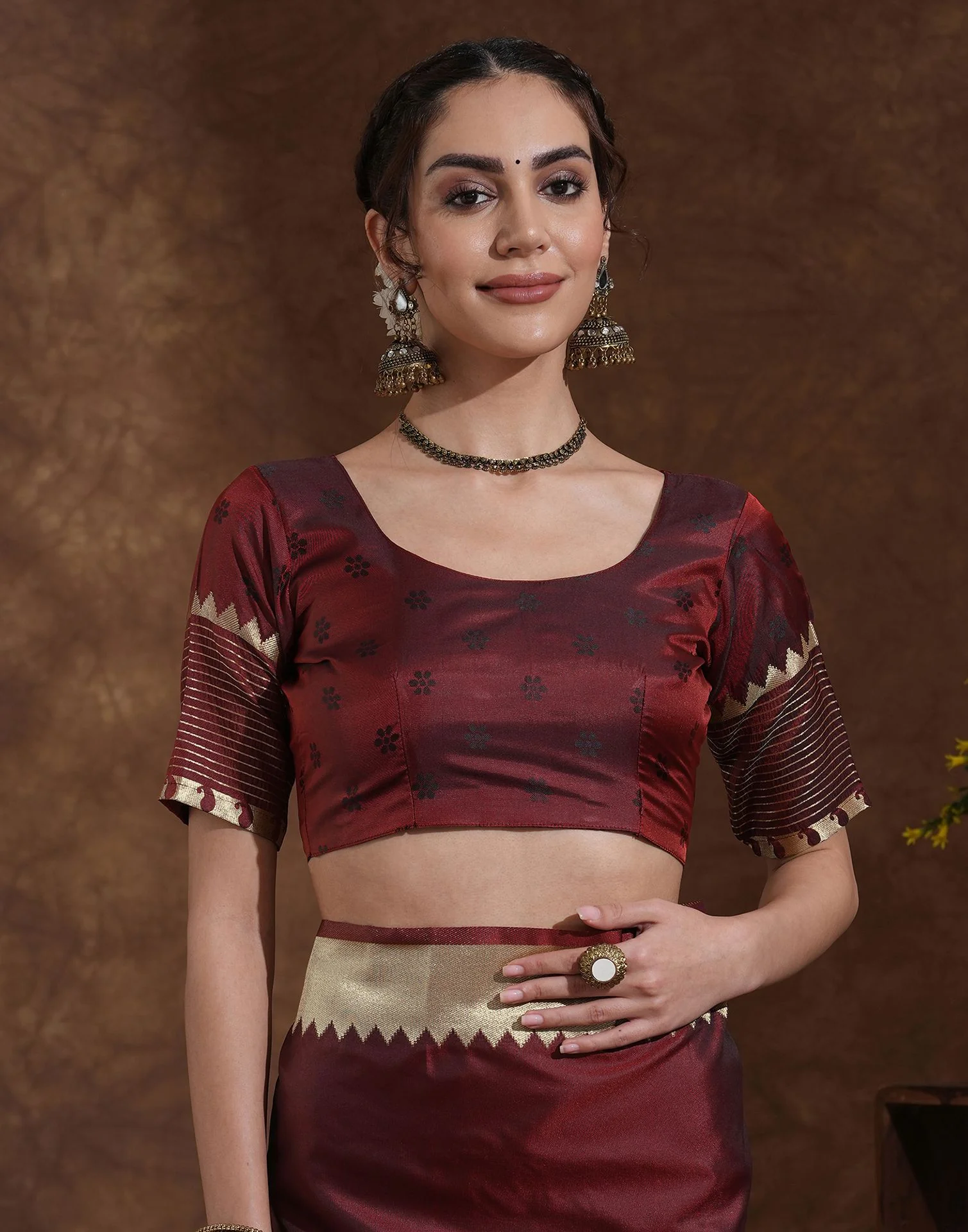 Maroon Silk Woven Kanjivaram Saree - Image 9