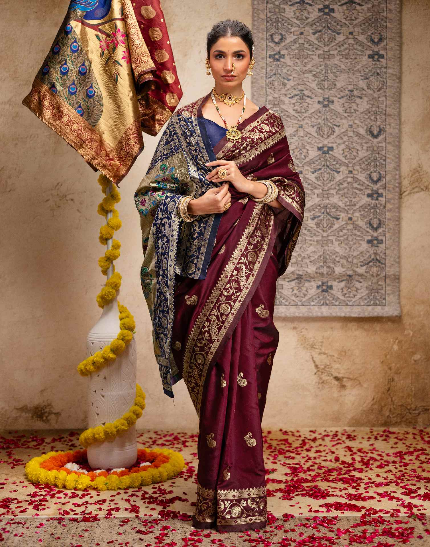 Maroon Silk Woven Paithani Saree - Image 10