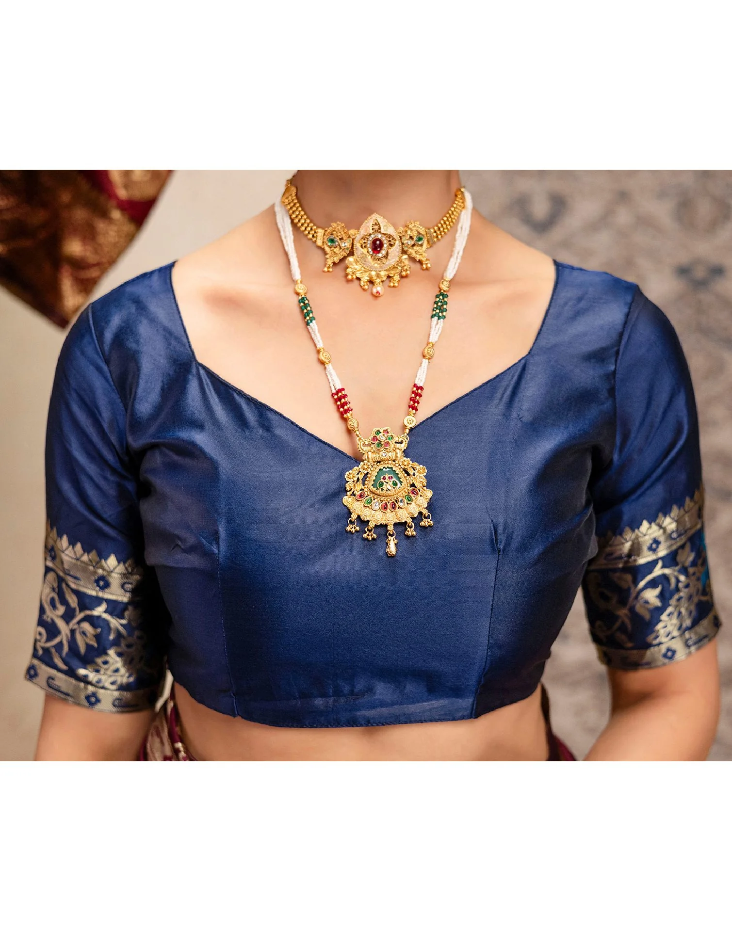 Maroon Silk Woven Paithani Saree - Image 12
