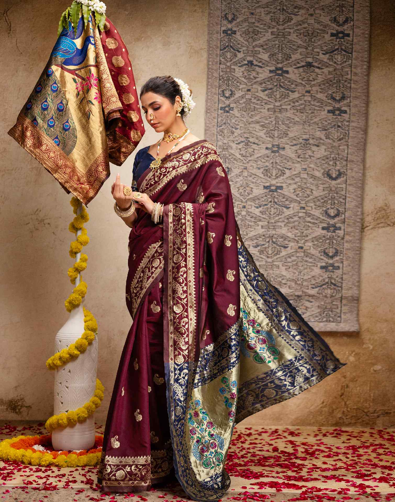 Maroon Silk Woven Paithani Saree - Image 6