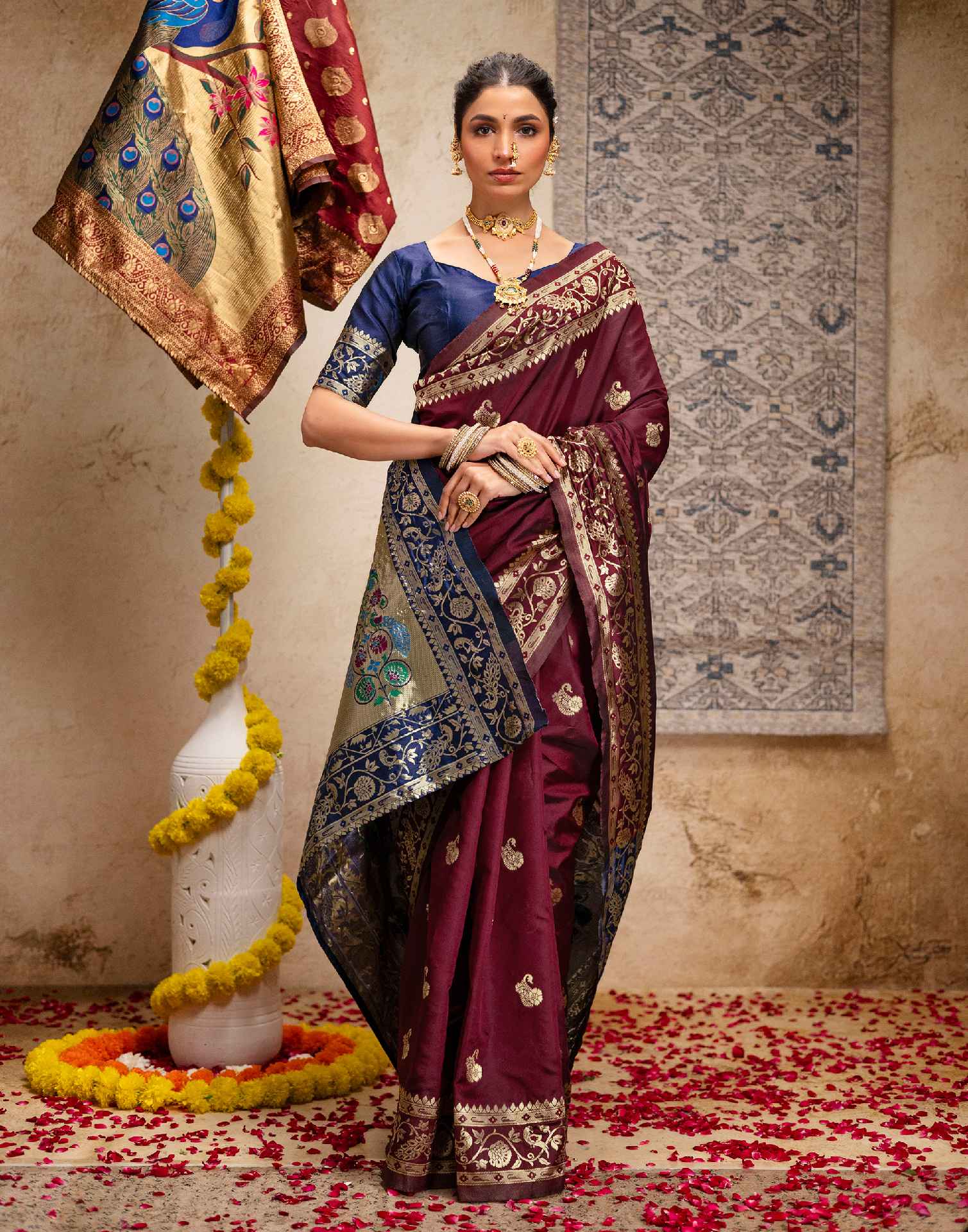 Maroon Silk Woven Paithani Saree - Image 7