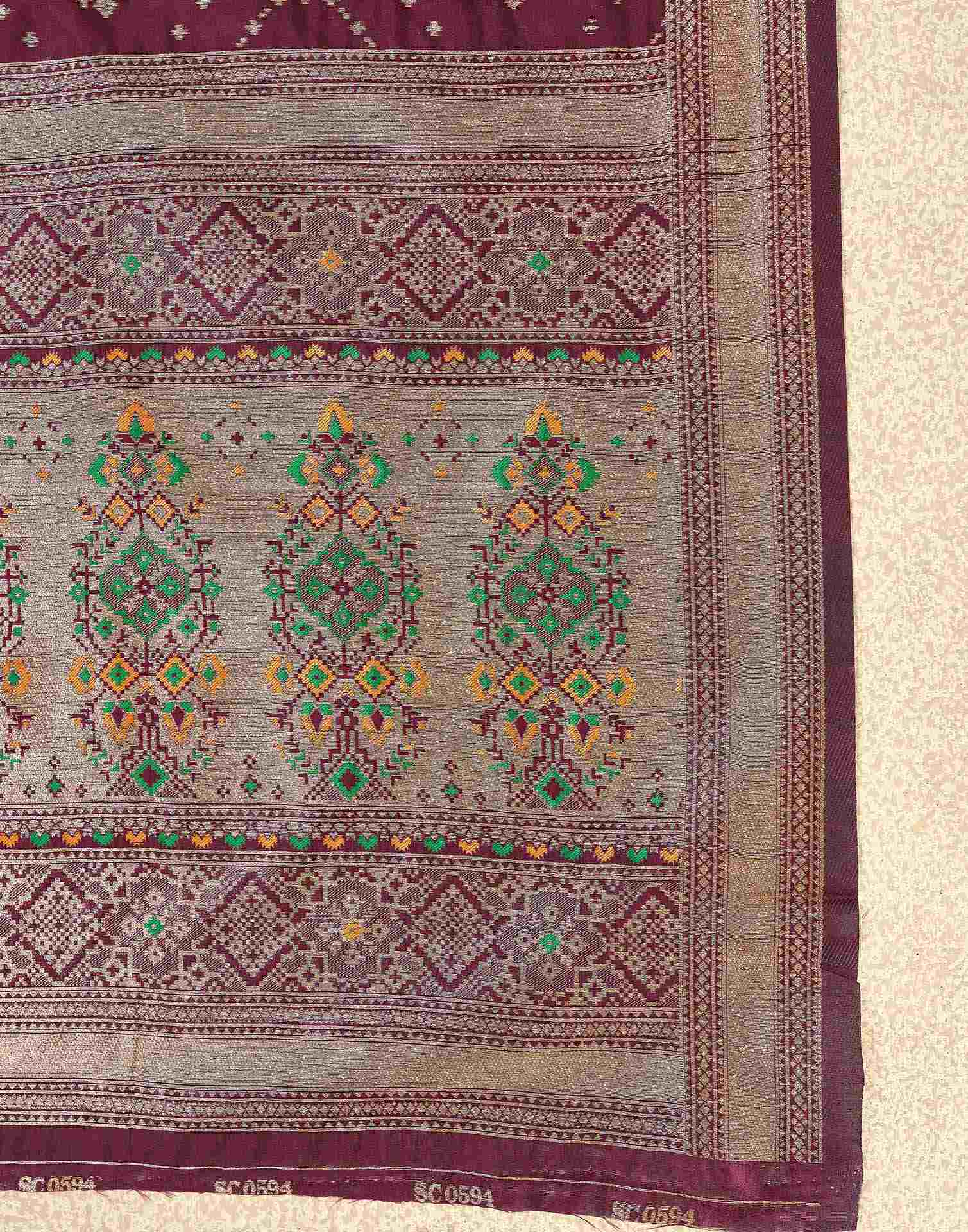 Maroon Silk Woven Patola Saree - Image 8