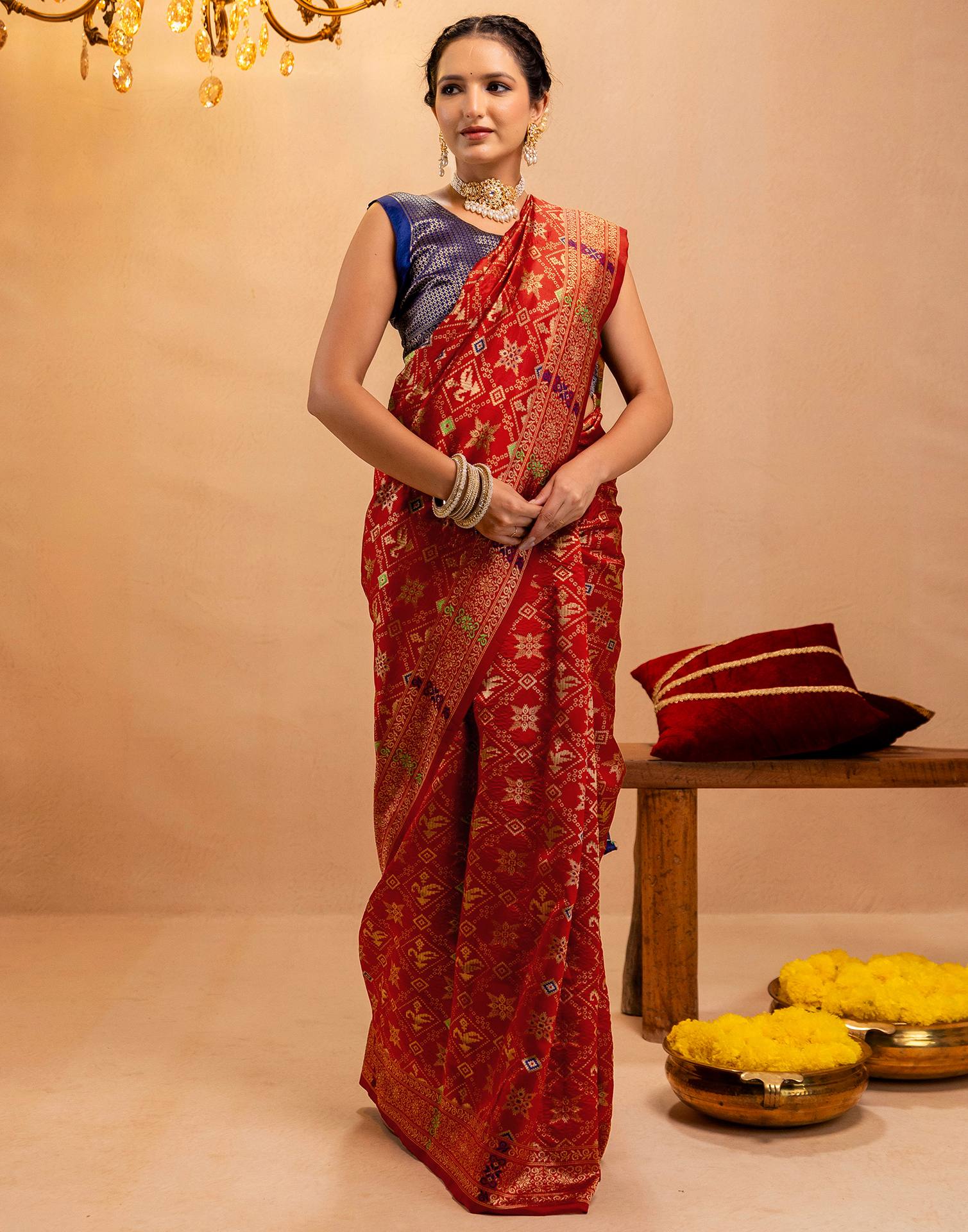 Maroon Silk Woven Patola Saree - Image 7