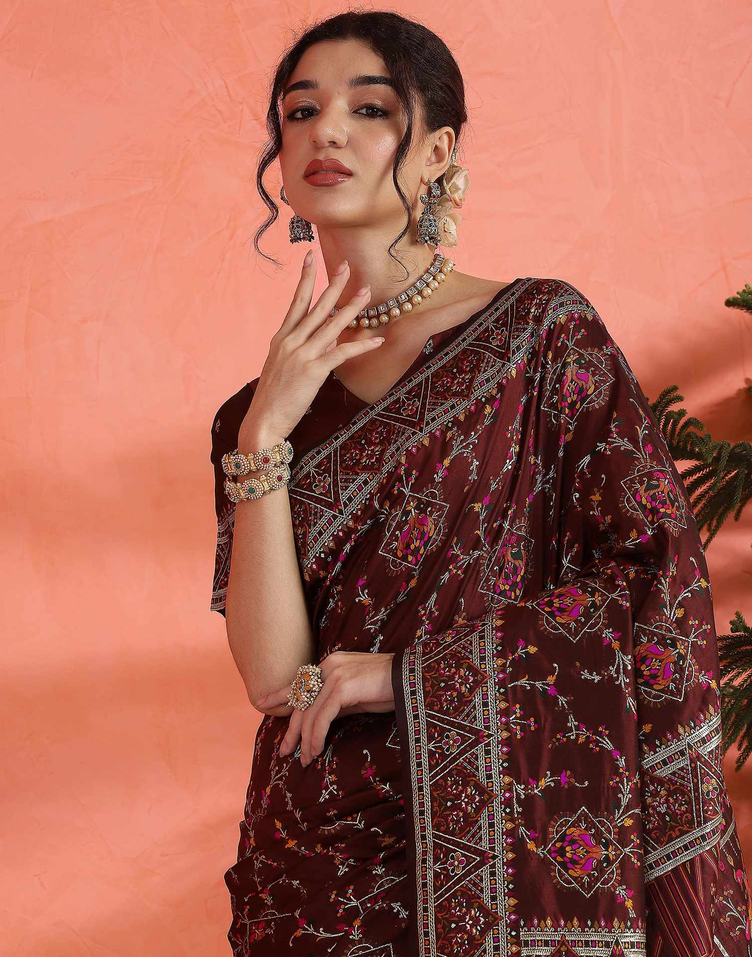 Maroon Silk Woven Saree - Image 4
