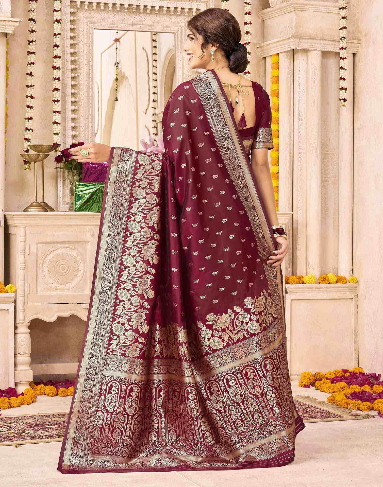 Maroon Silk Woven Saree - Image 5