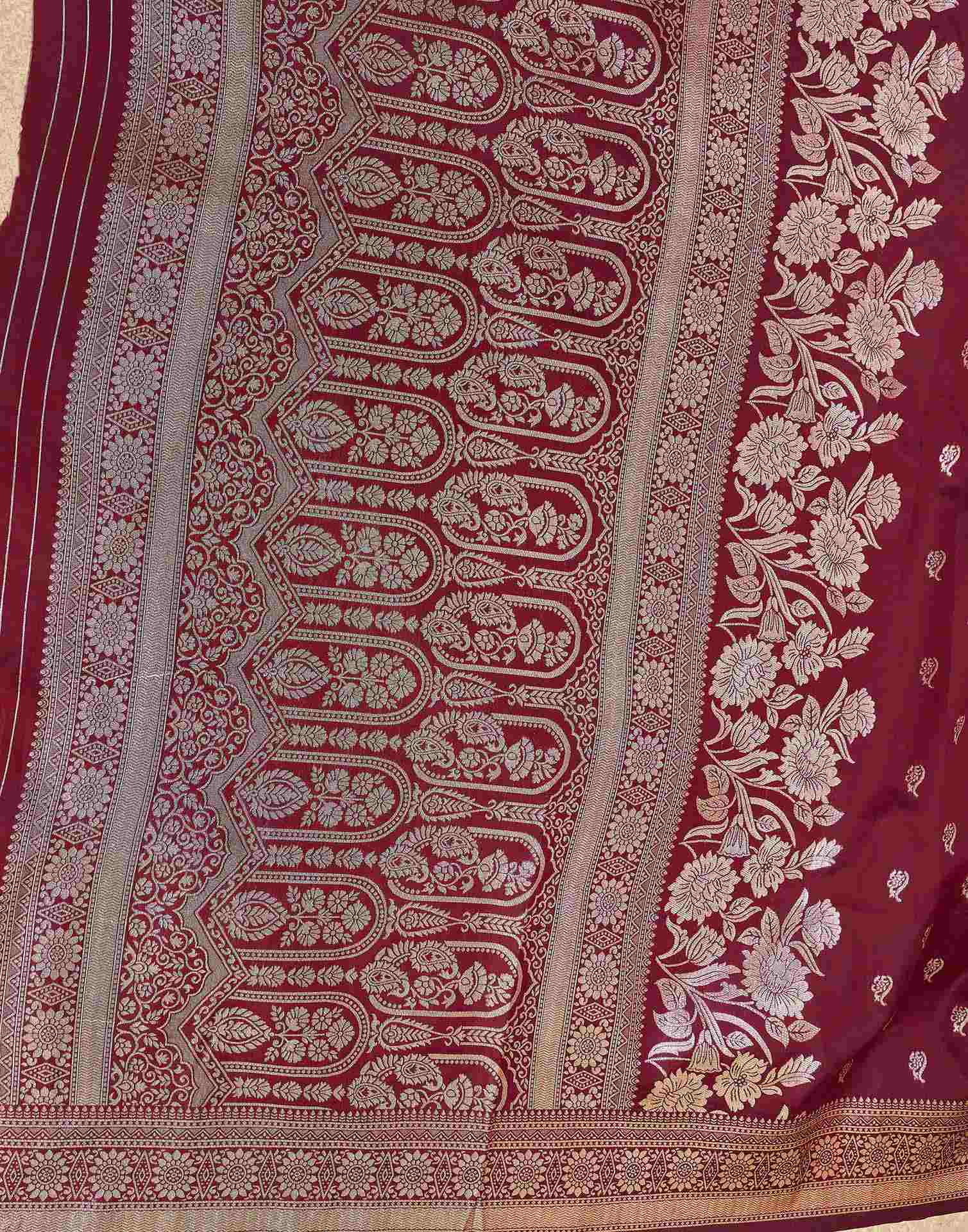 Maroon Silk Woven Saree - Image 7