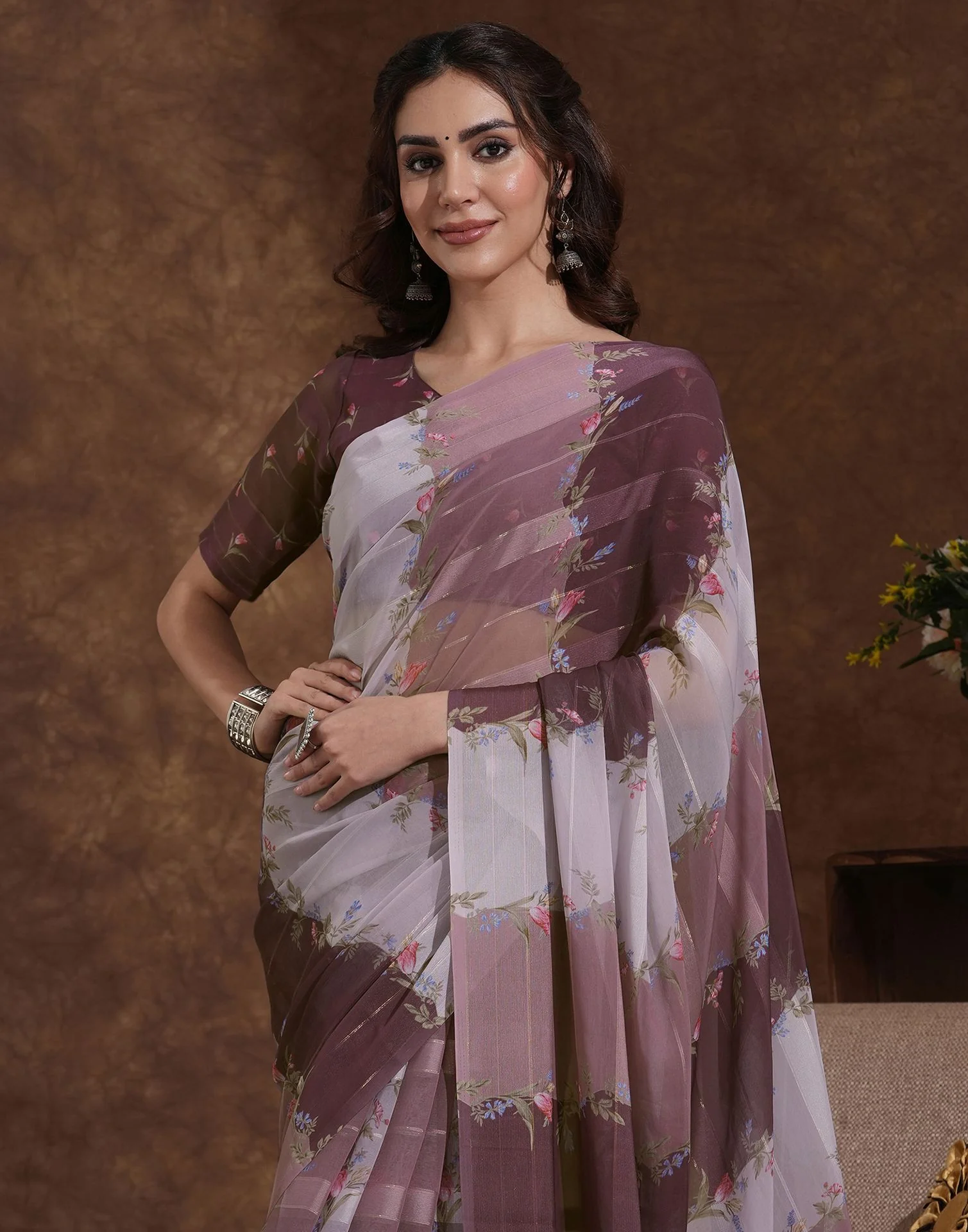 Mauve Georgette Woven Printed Saree - Image 2