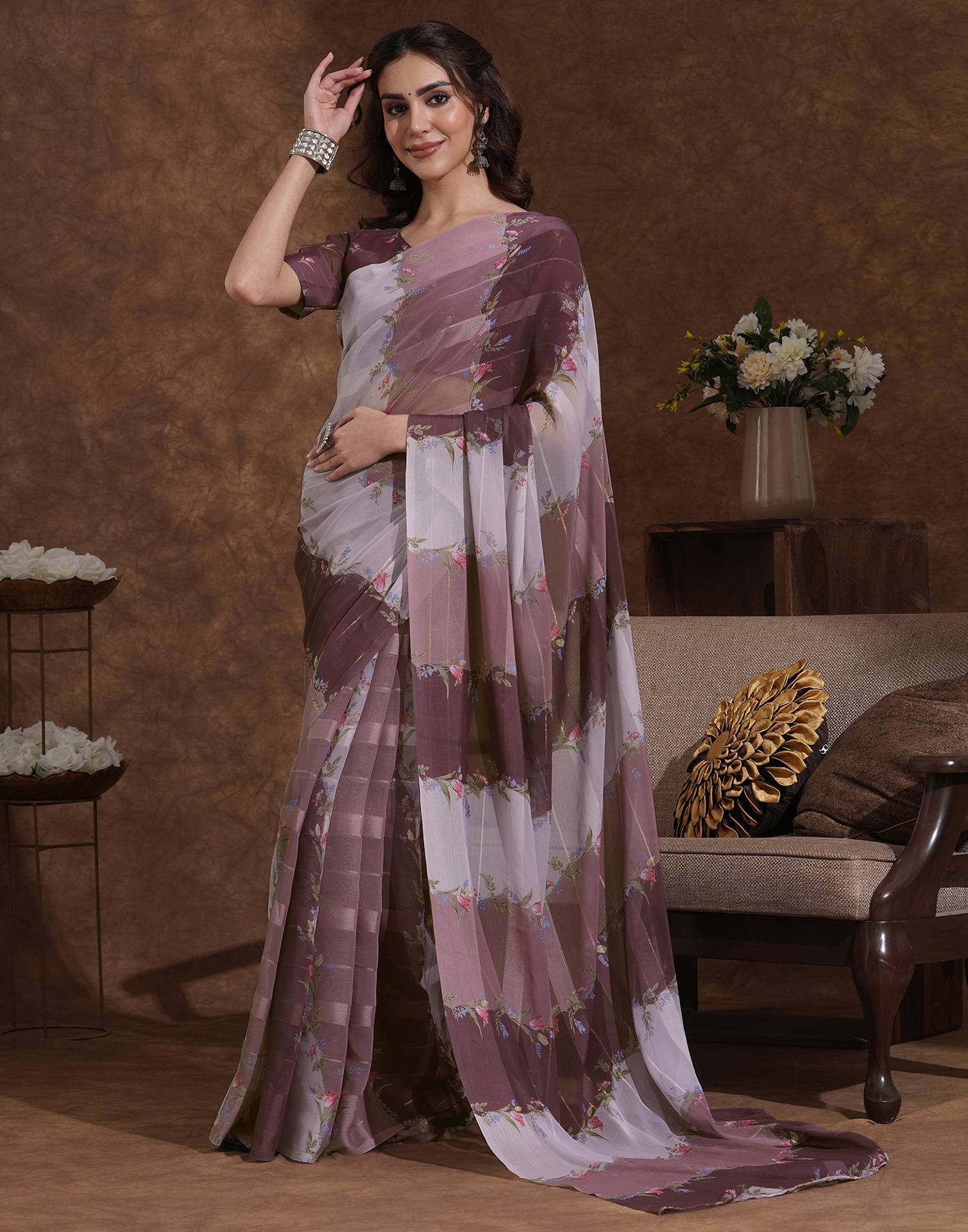 Mauve Georgette Woven Printed Saree - Image 4