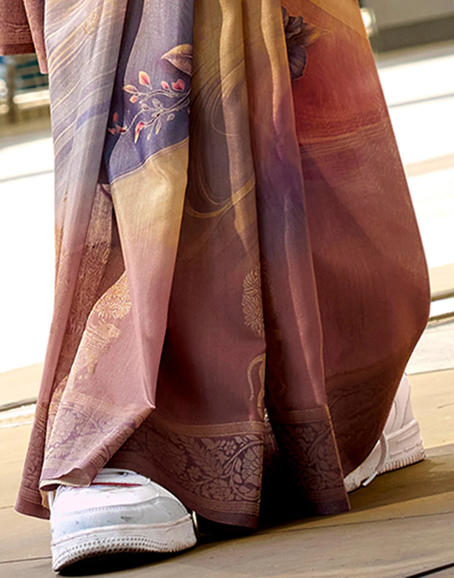 Mauve Silk Printed Woven Saree - Image 5