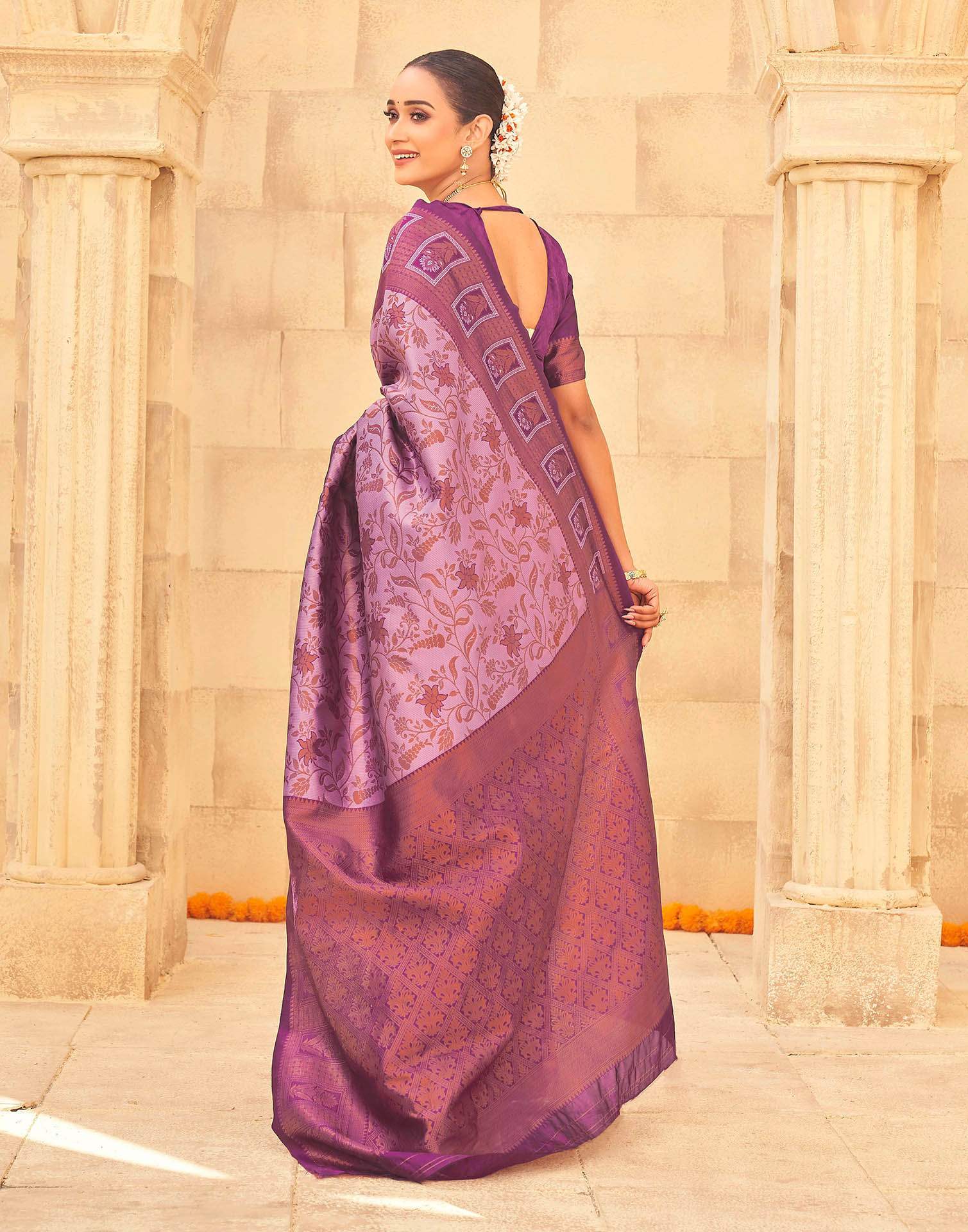 Mauve Silk Woven Kanjivaram Saree - Image 6