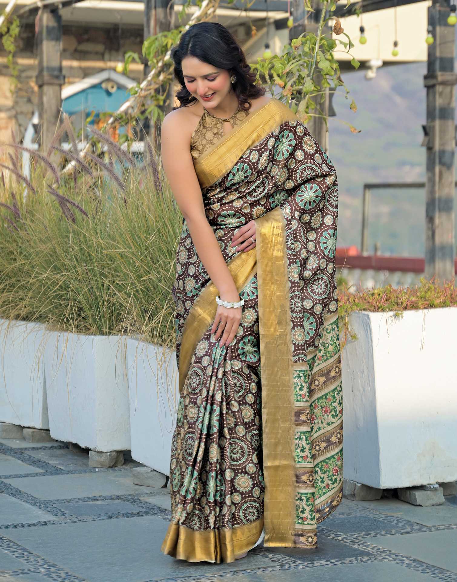 Mauve Silk Woven Printed Saree - Image 5