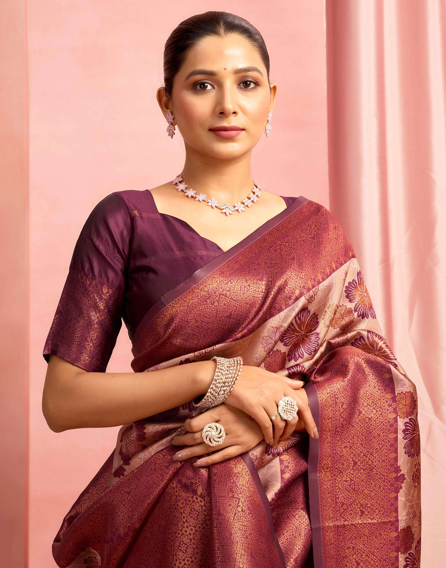 Mauve Silk Woven Kanjivaram Saree - Image 2