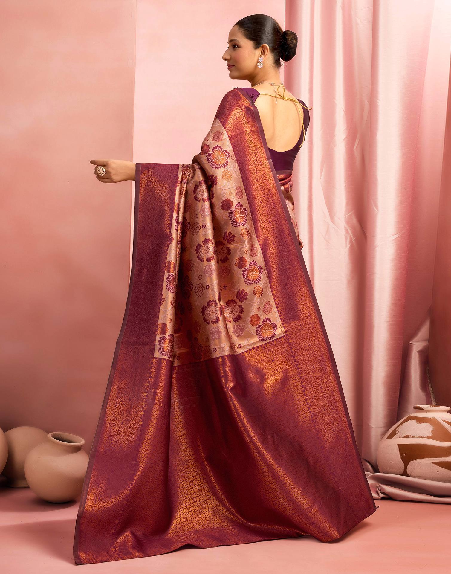 Mauve Silk Woven Kanjivaram Saree - Image 5