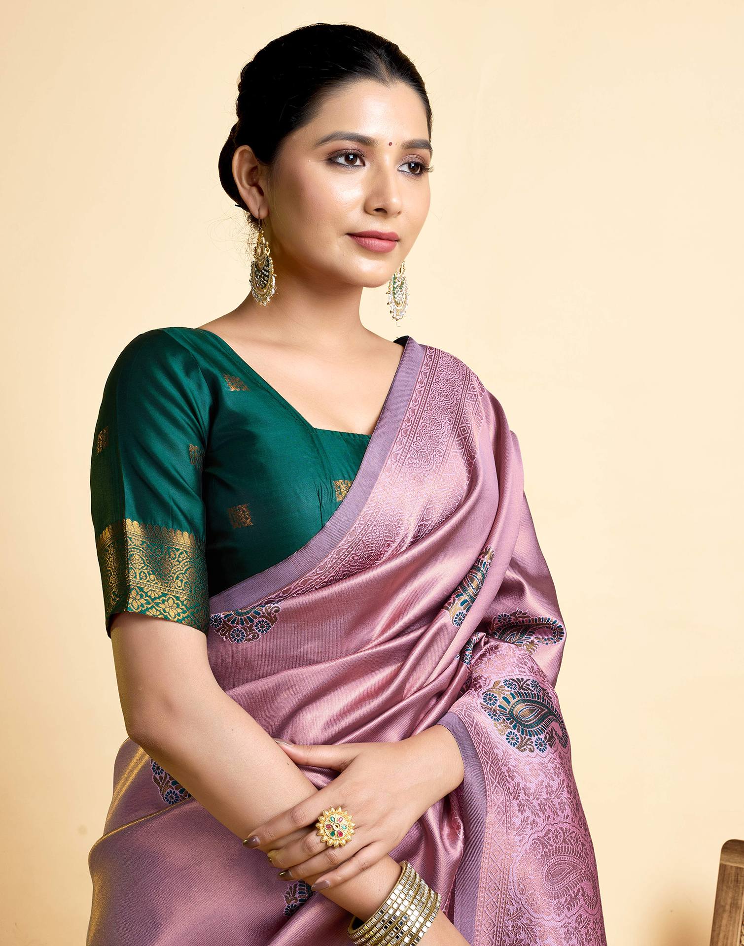 Mauve Silk Woven Banarasi Saree - Image 2