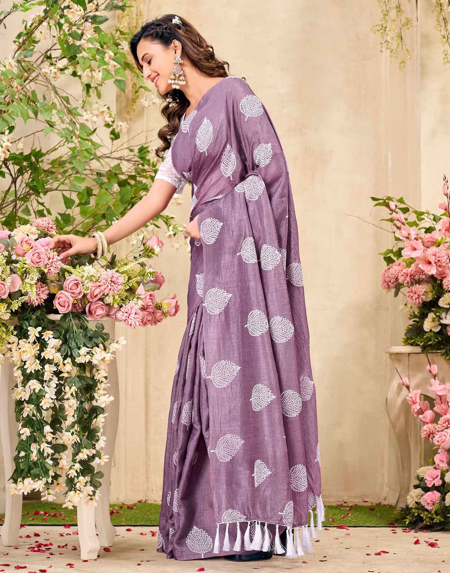 Mauve Vichitra Silk Printed Saree - Image 4