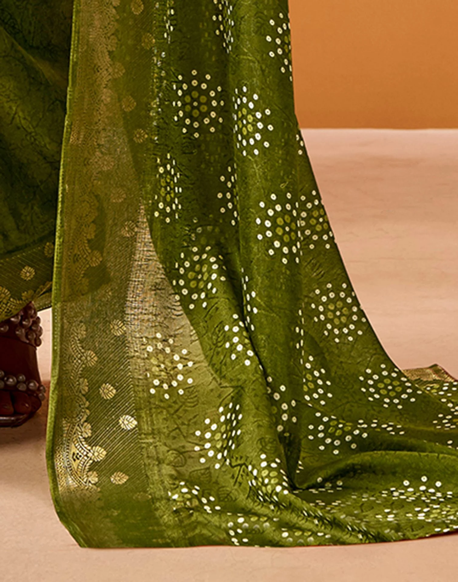 Mehandi Green Silk Woven Printed Saree - Image 6