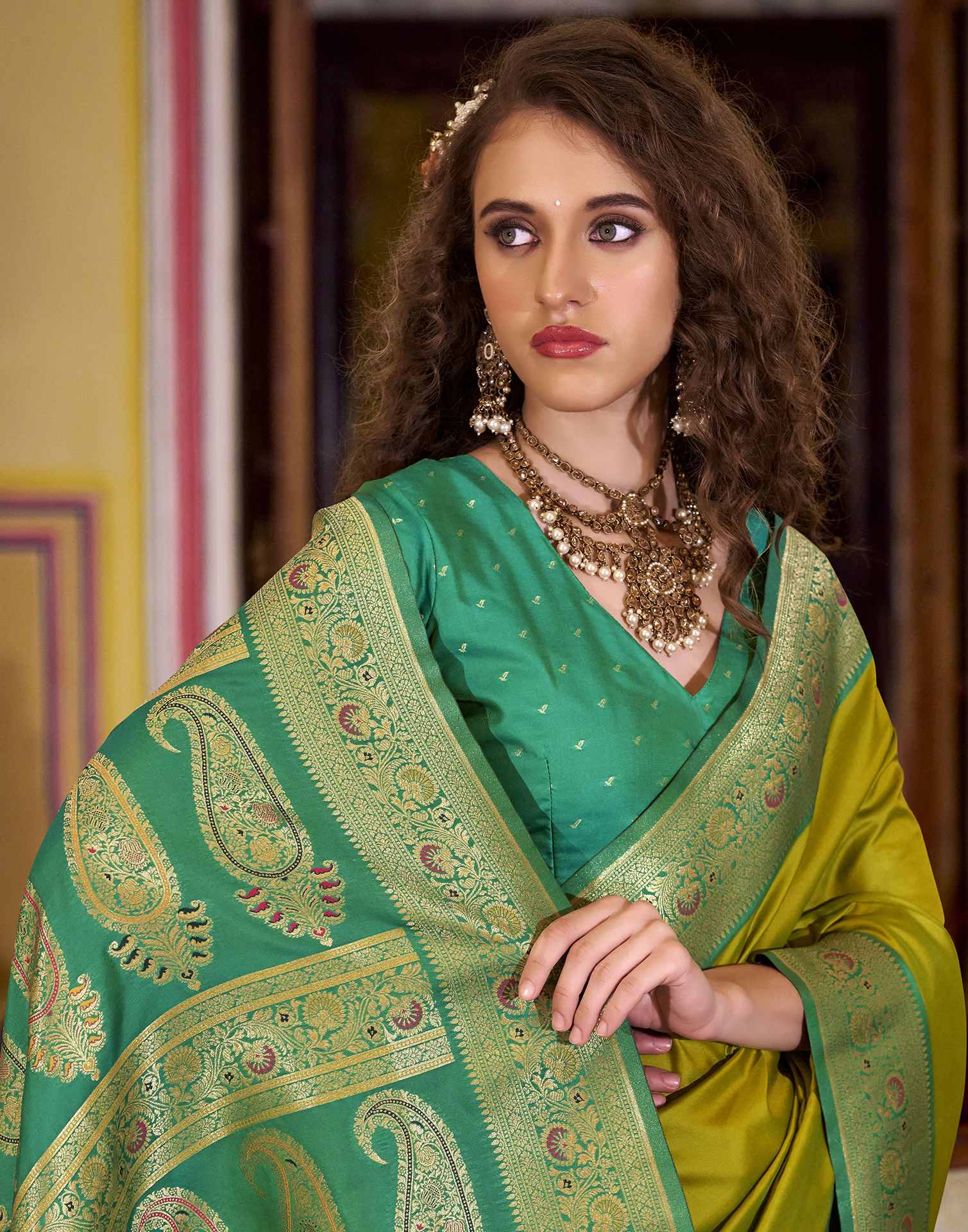 Mehandi Green Silk Woven Saree - Image 2
