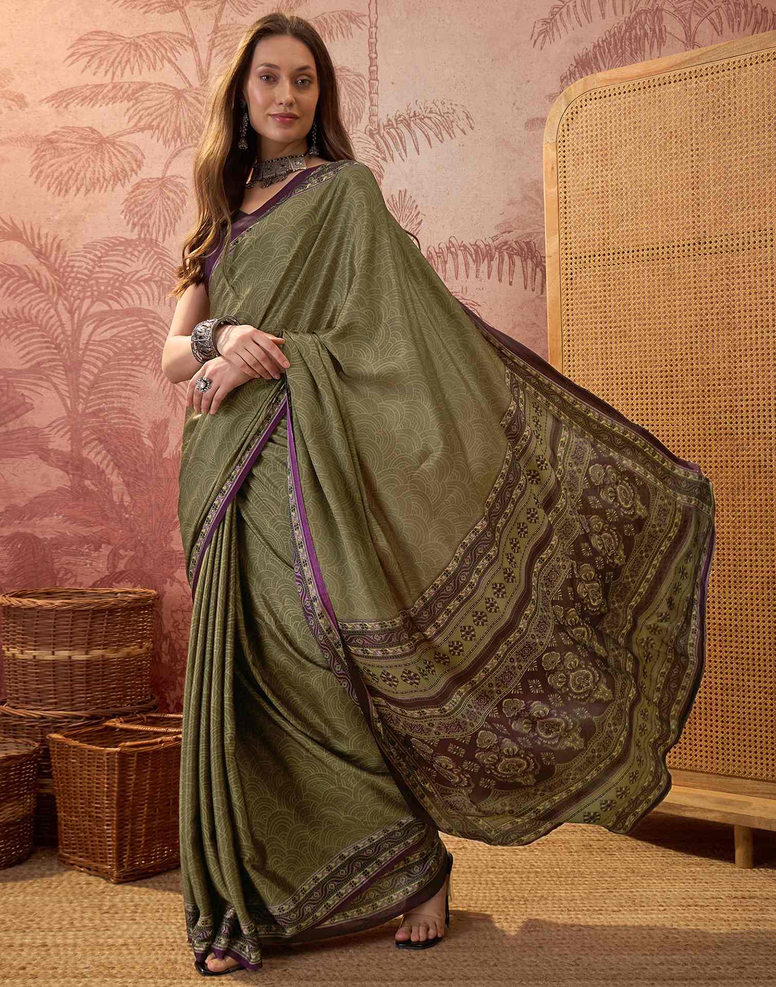 Mehndi Green Crepe Silk Printed Saree - Image 5