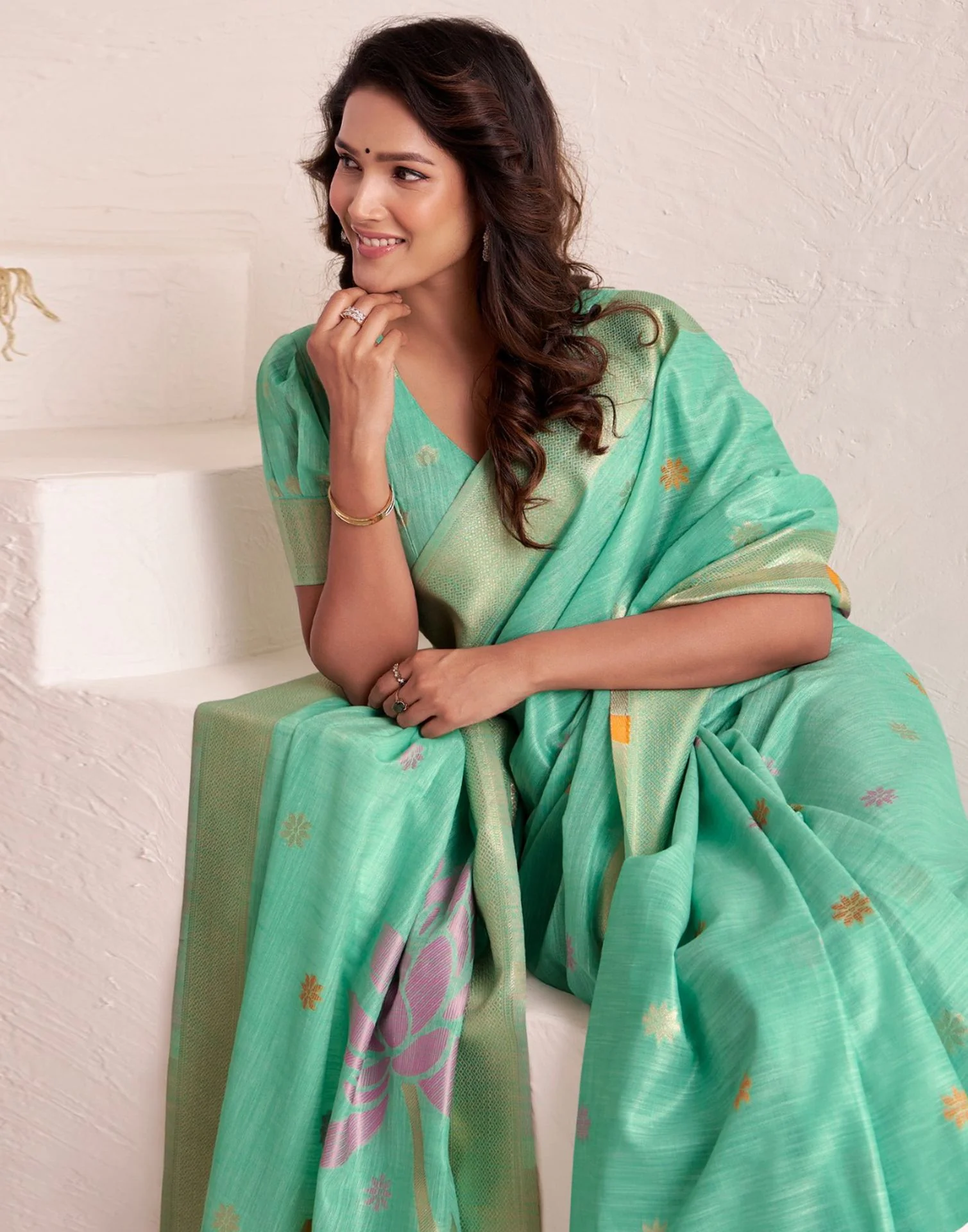 Mint Green Linen Woven Saree - Image 4