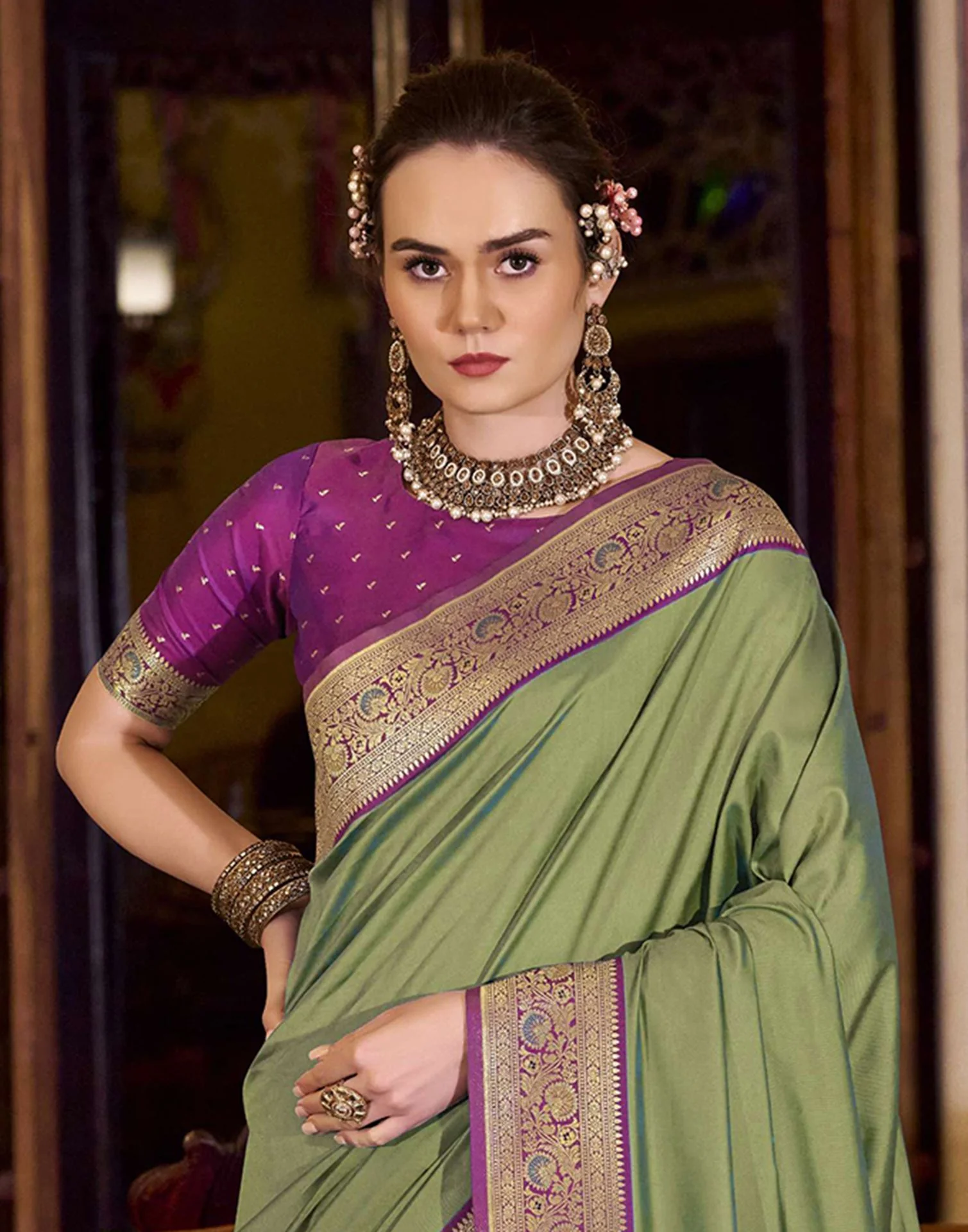 Moss Green Silk Woven Saree - Image 4