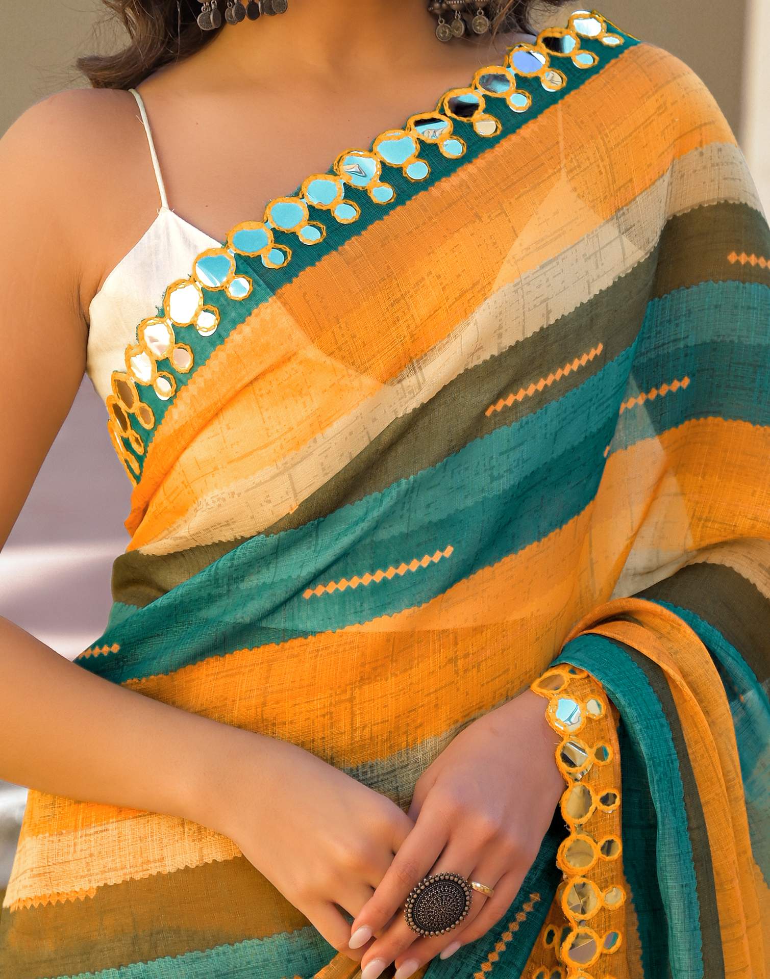 Multicoloured Cotton Linen Printed Saree - Image 9