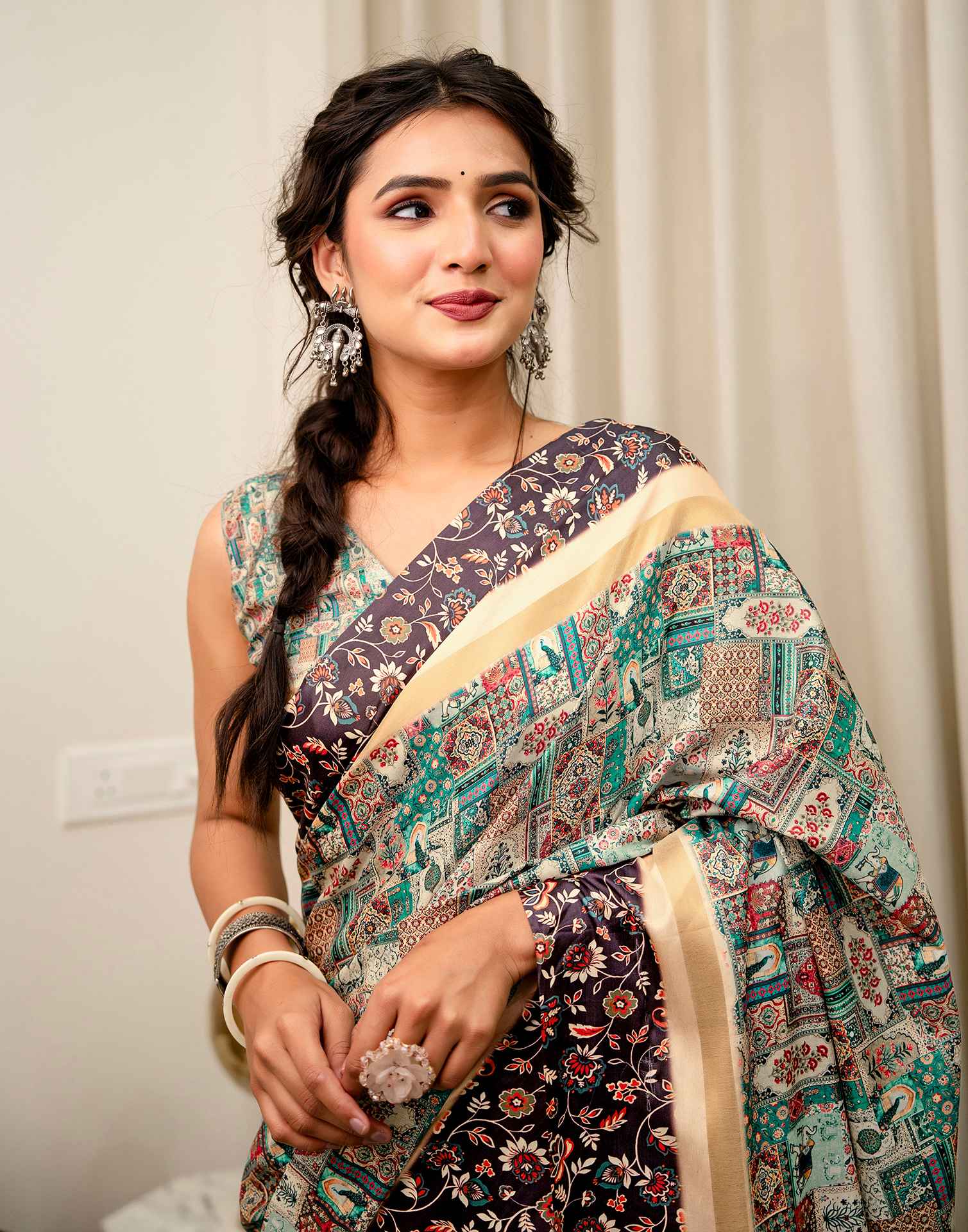Multicoloured Silk Kalamkari Printed Saree - Image 2