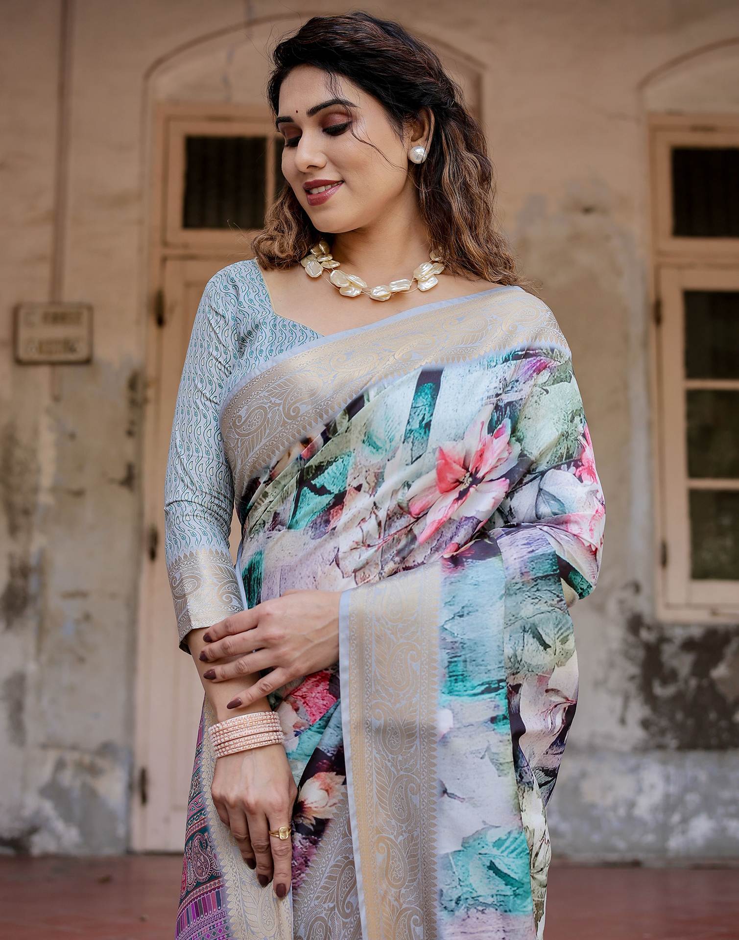 Multicoloured Tussar Silk Printed Saree - Image 4