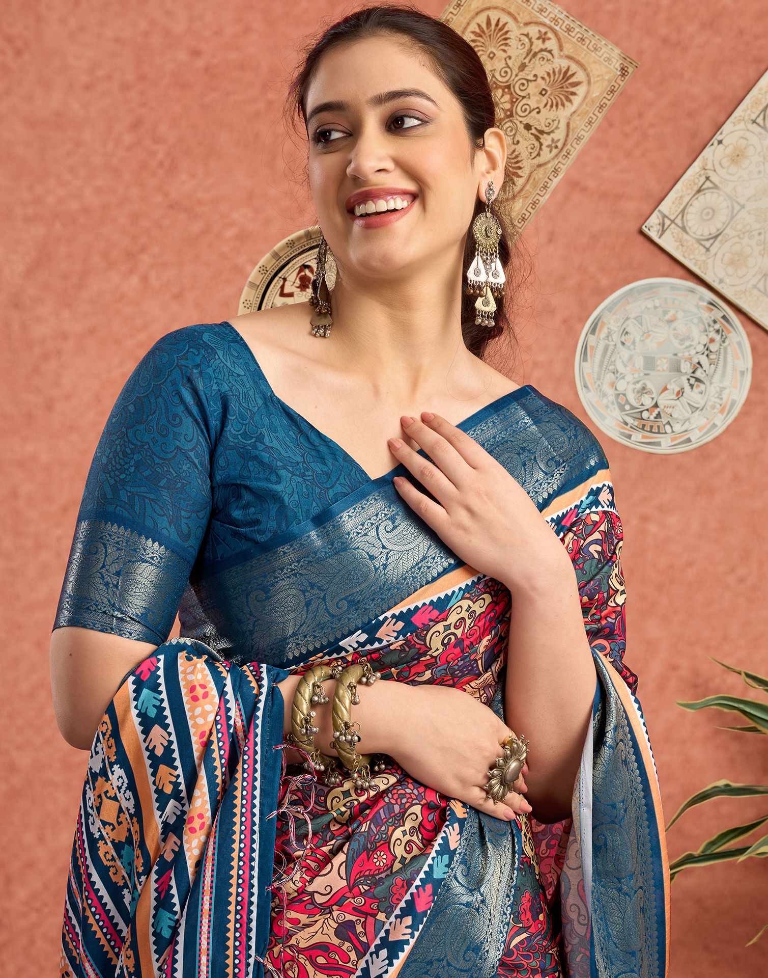Multicoloured Tussar Silk Printed Saree - Image 2