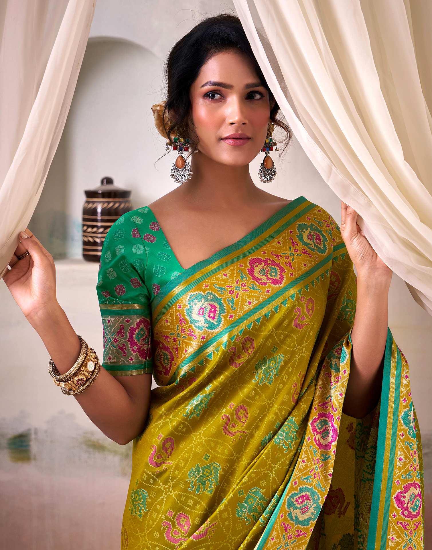 Mustard Green Silk Woven Patola Saree - Image 4