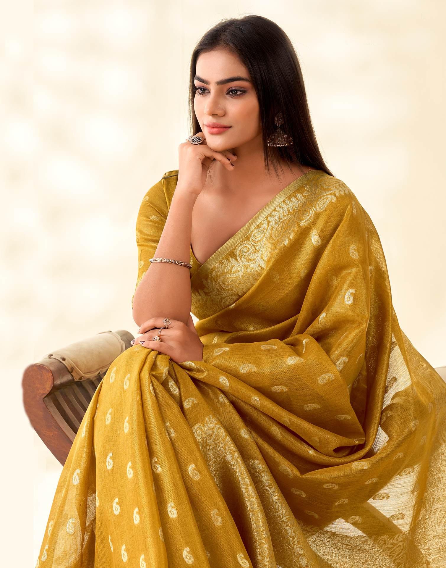 Mustard Yellow Tissue Linen Woven Saree - Image 4