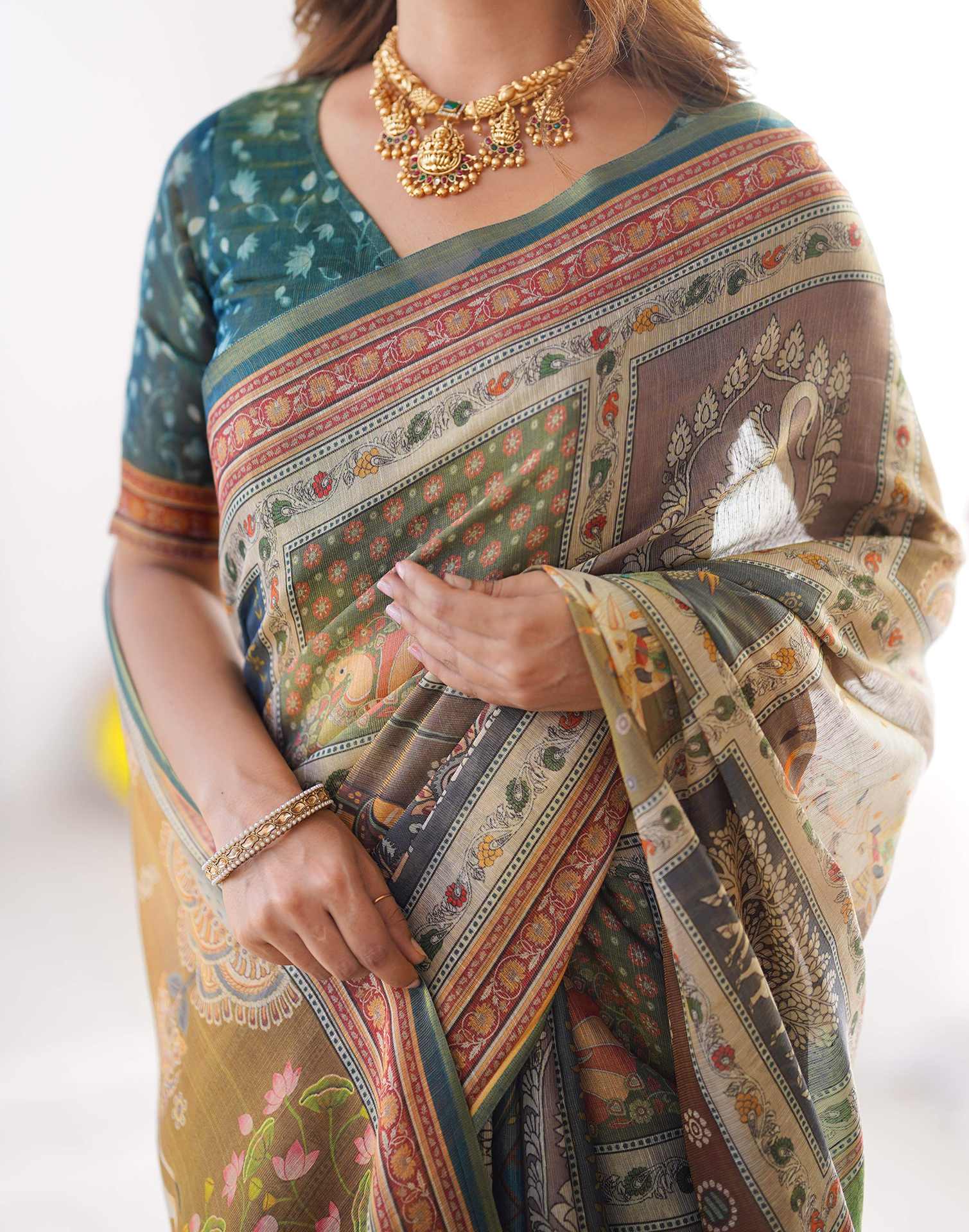 Brown Linen Printed Saree - Image 3