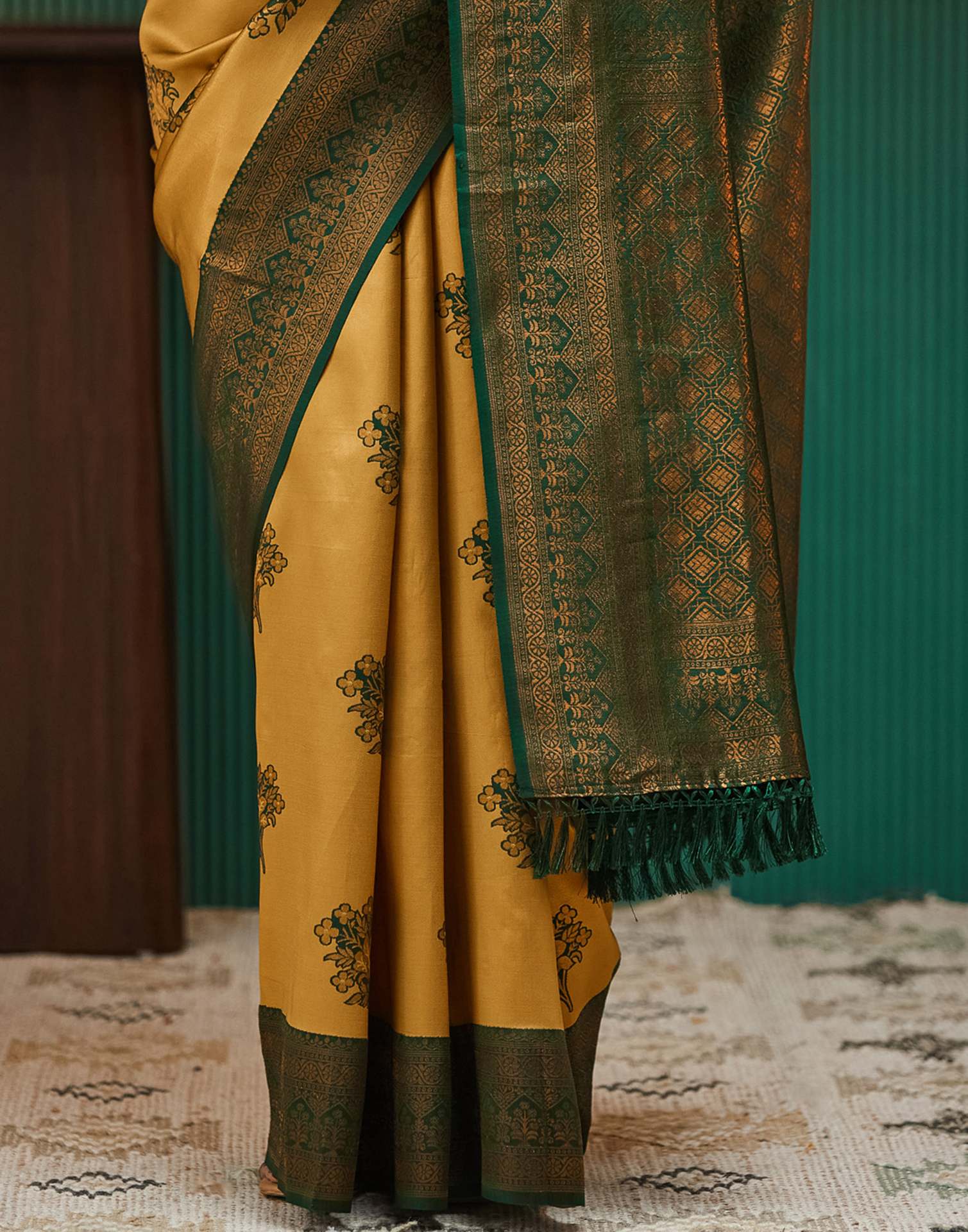 Mustard Yellow Silk Woven Banarasi Saree - Image 7