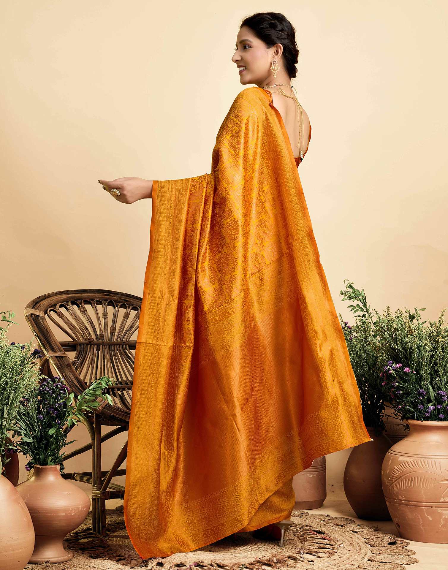 Mustard Yellow Silk Woven Kanjivaram Saree - Image 6