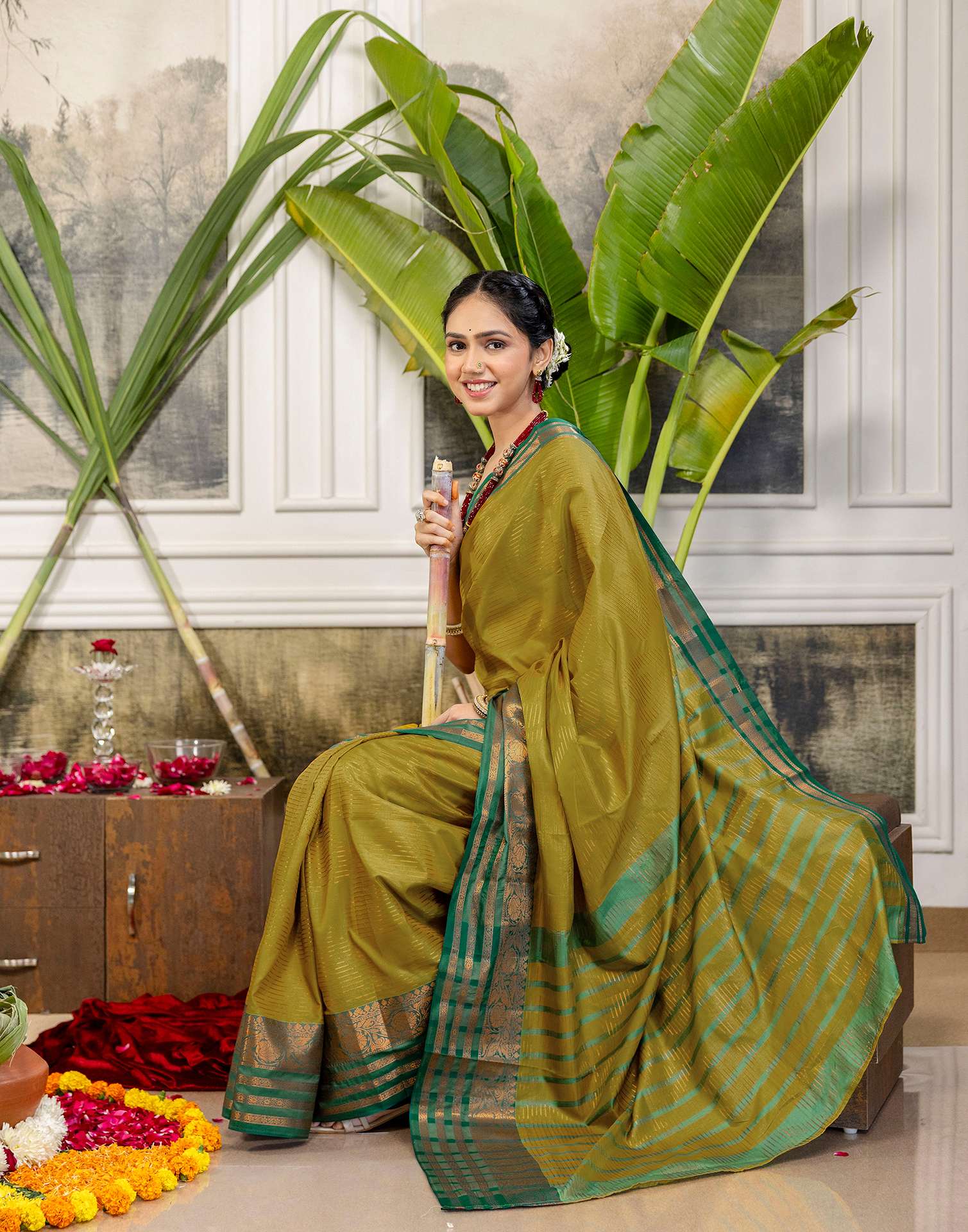 Mustard Yellow Silk Woven Kanjivaram Saree - Image 7