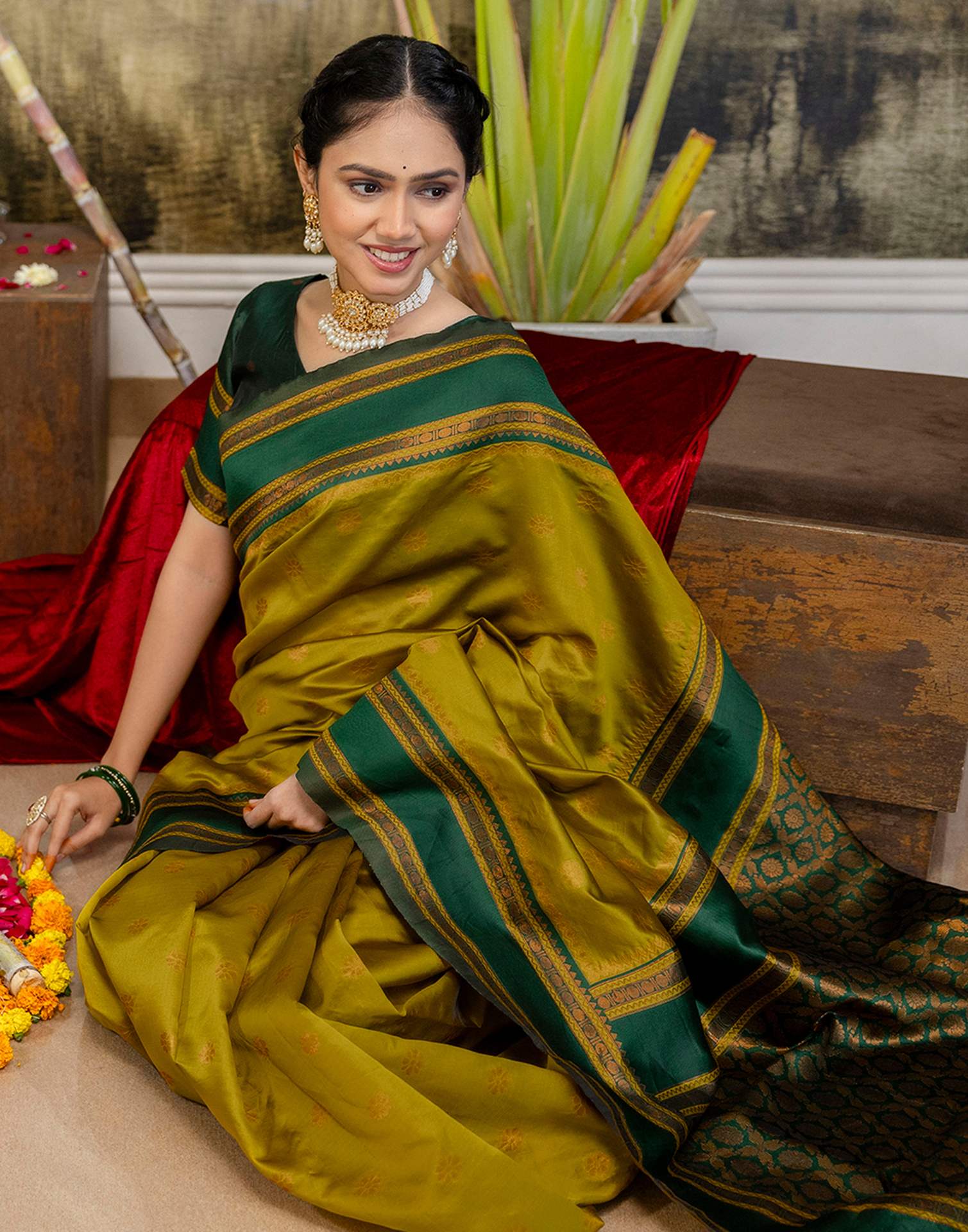 Mustard Yellow Silk Woven Kanjivaram Saree - Image 10