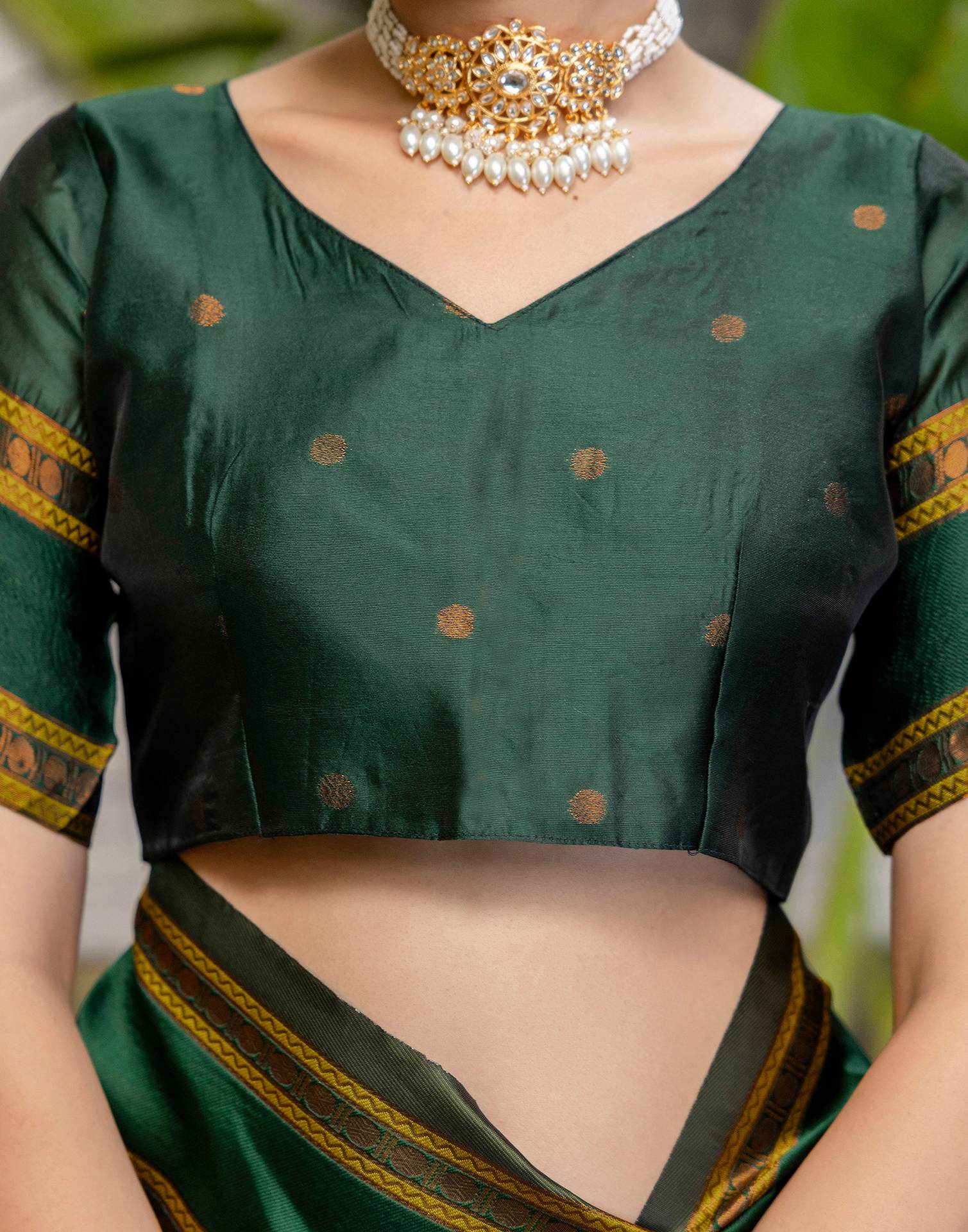 Mustard Yellow Silk Woven Kanjivaram Saree - Image 12