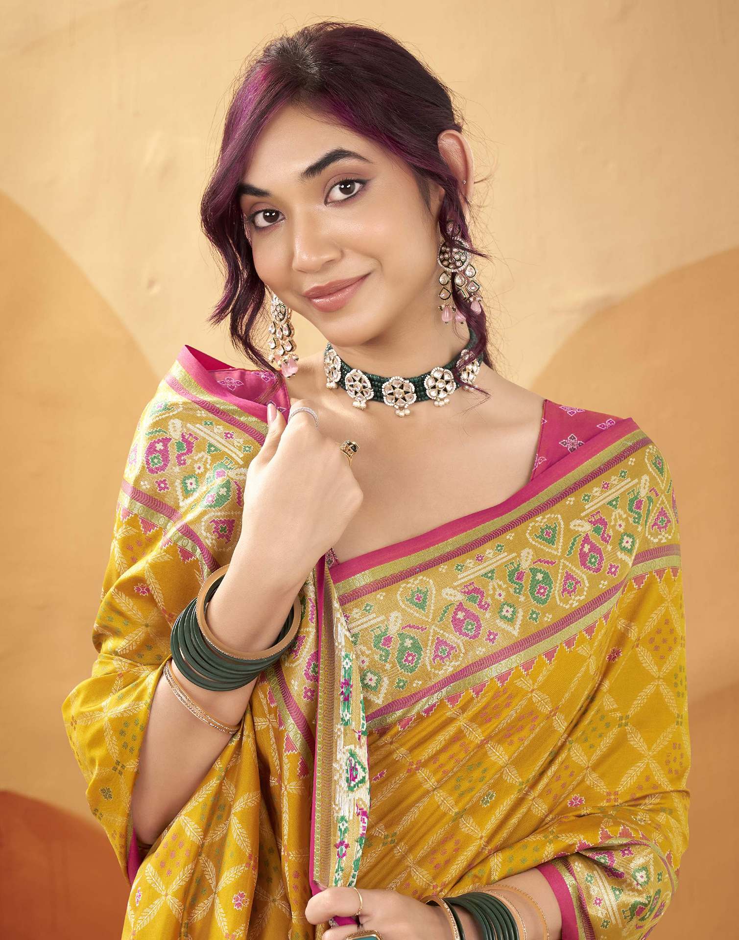 Mustard Yellow Silk Woven Patola Saree - Image 4