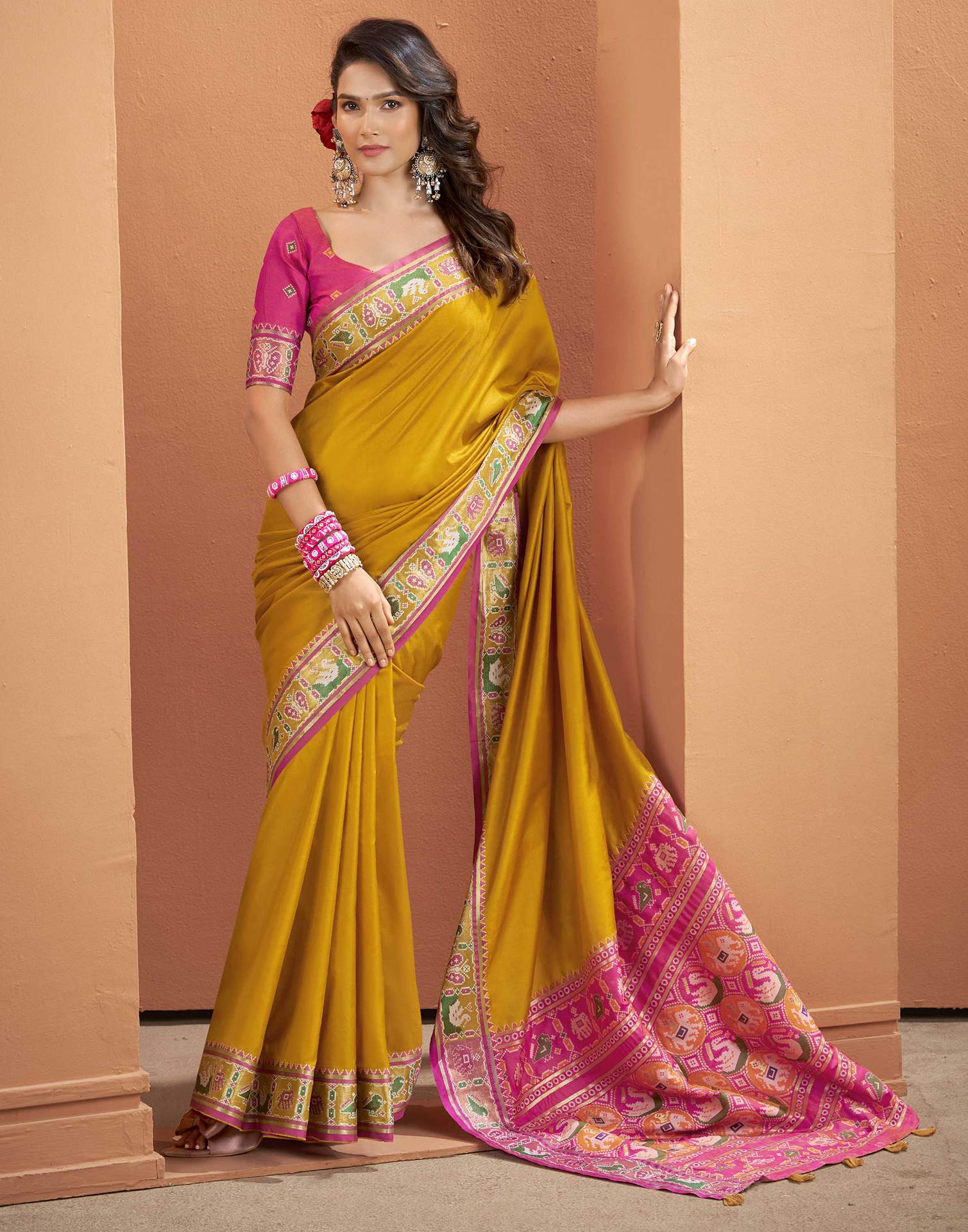 Mustard Yellow Silk Woven Patola Saree - Image 4