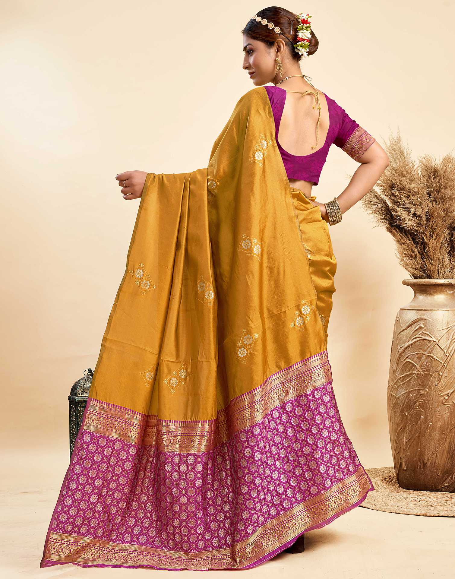 Mustard Yellow Silk Woven Kanjivaram Saree - Image 7