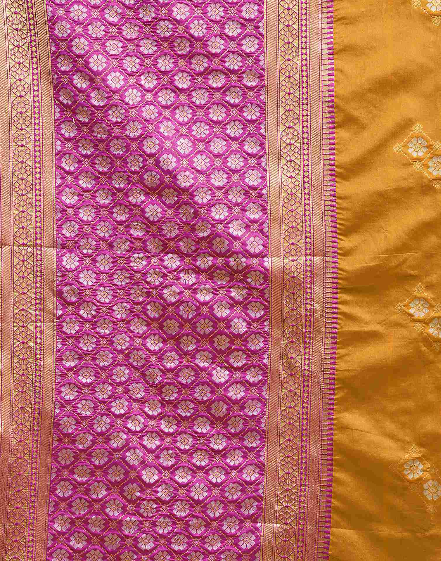 Mustard Yellow Silk Woven Kanjivaram Saree - Image 9