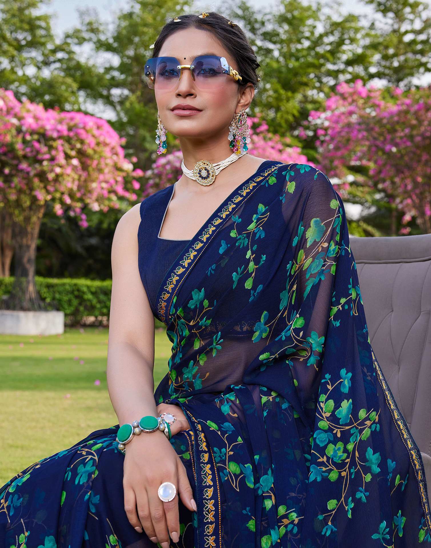 Navy Blue Chiffon Floral Printed Saree - Image 6