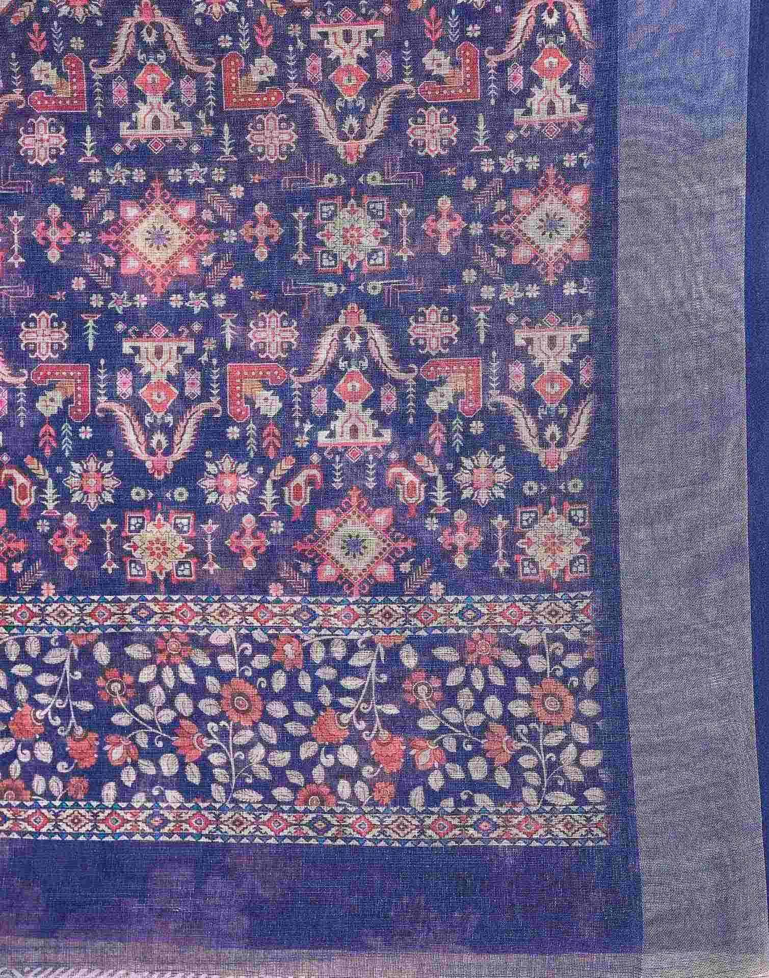 Navy Blue Cotton Floral Printed Saree - Image 8