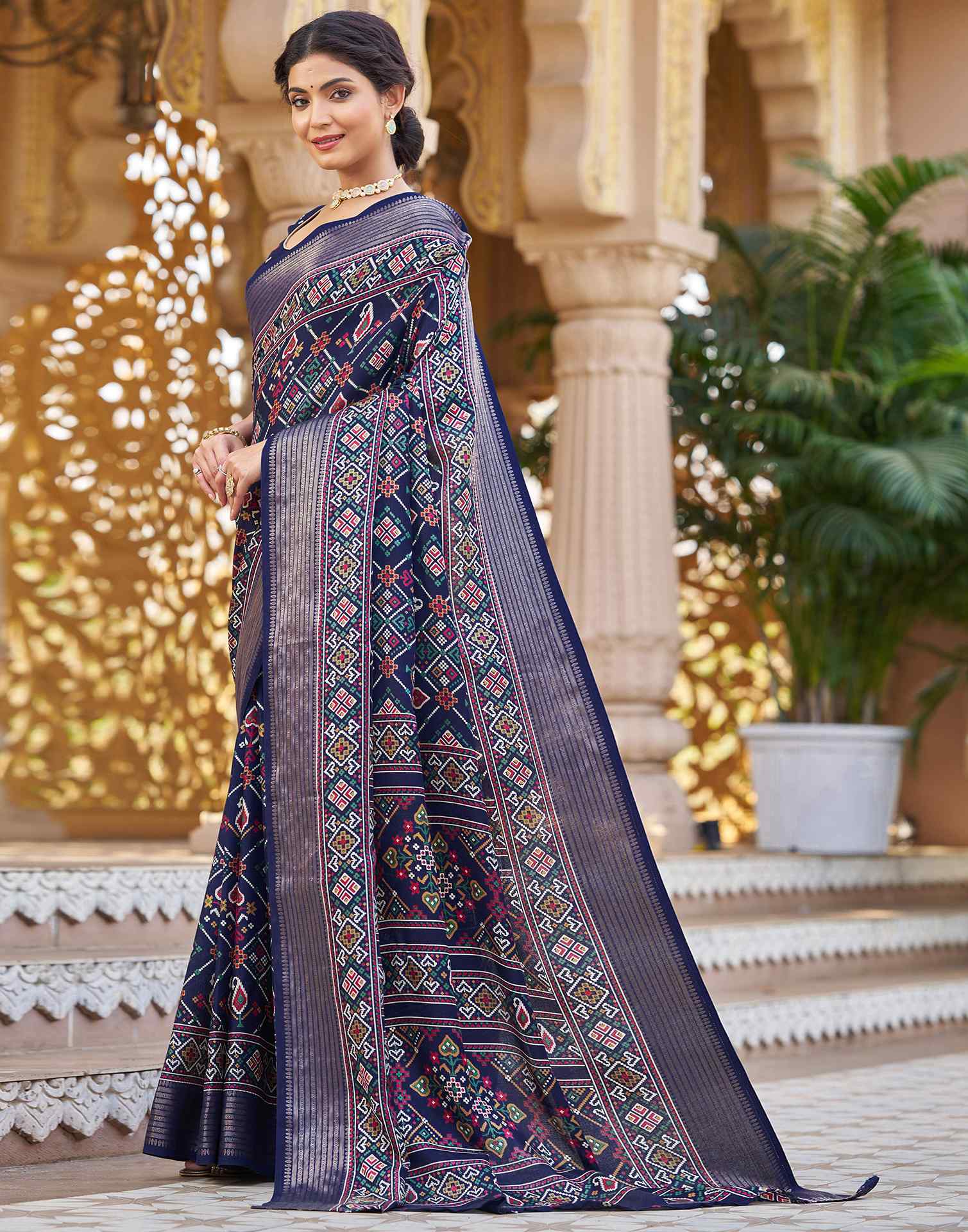 Navy Blue Silk Printed Patola Saree - Image 5