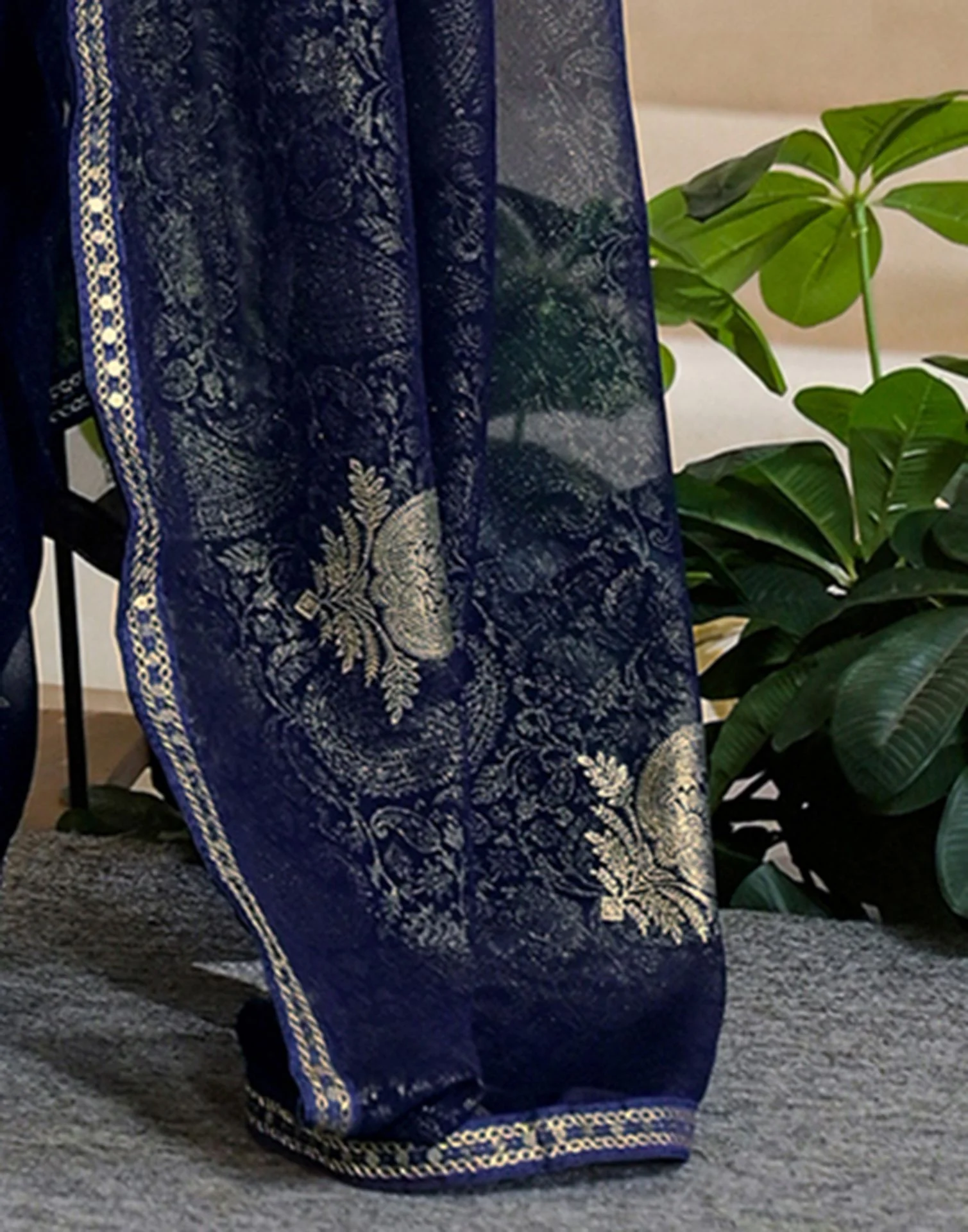 Navy Blue Georgette Foil Printed Lace Saree - Image 9