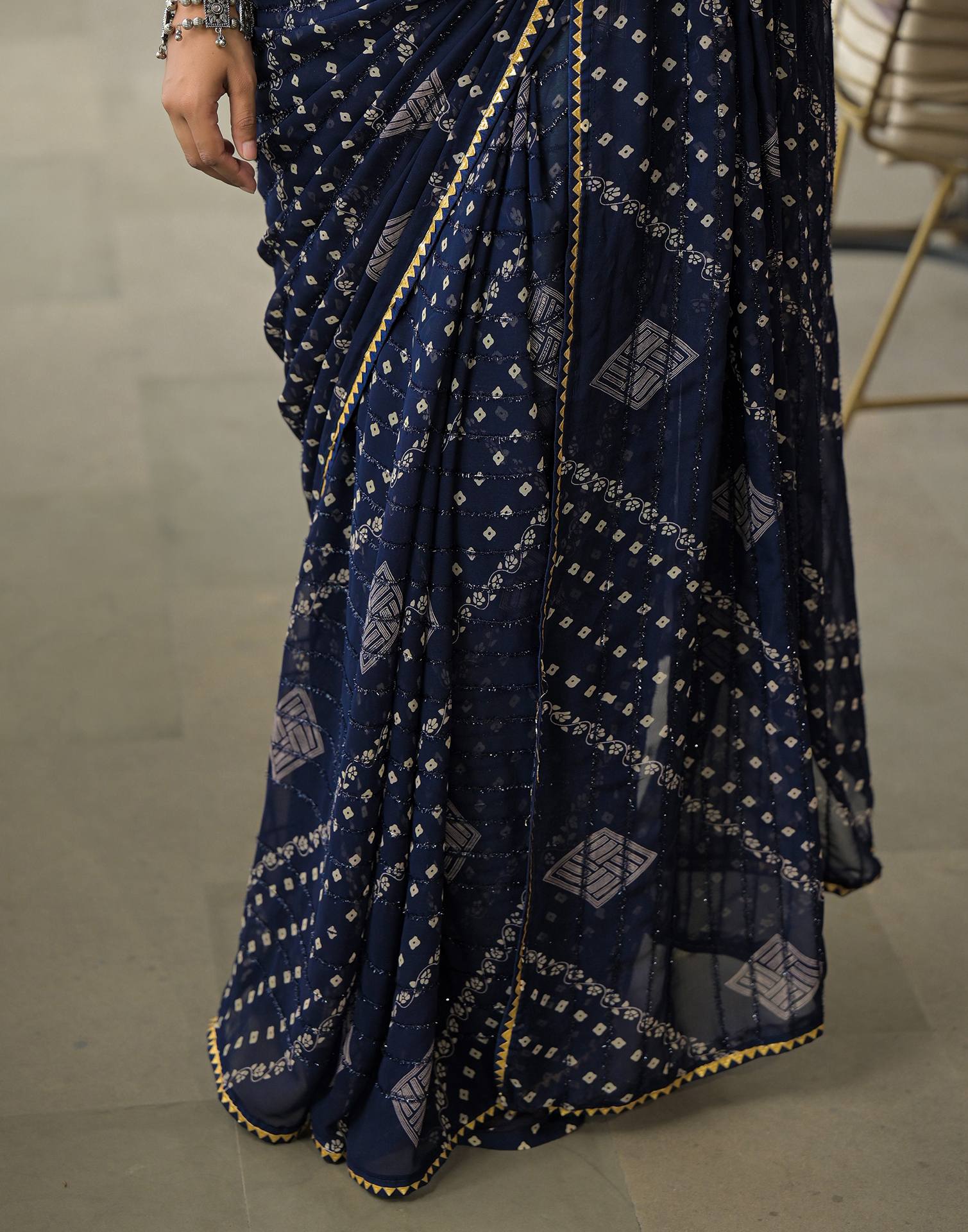 Navy Blue Georgette Printed Bandhani Saree - Image 9