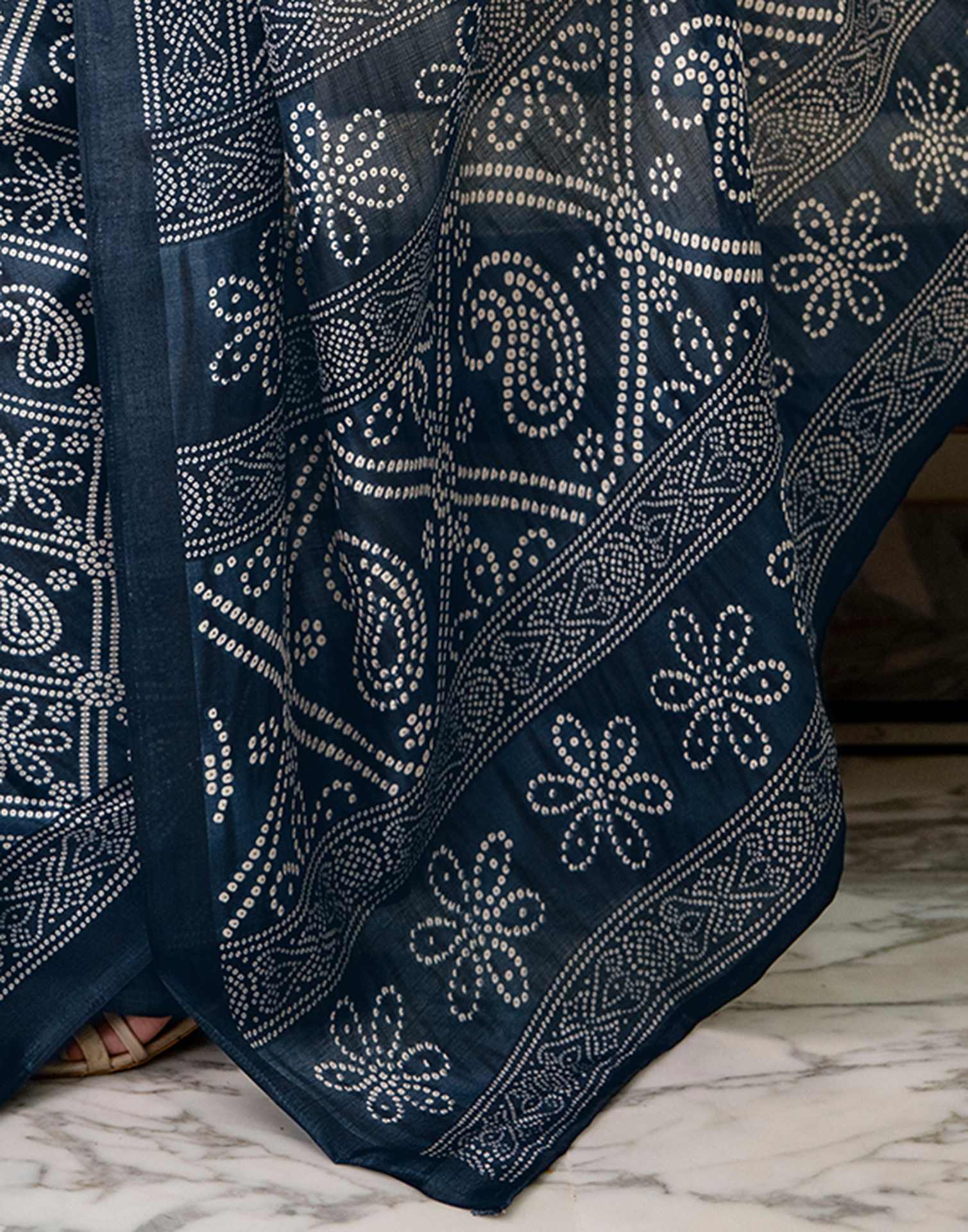 Navy Blue Khadi Bandhani Printed SareeĀ - Image 10